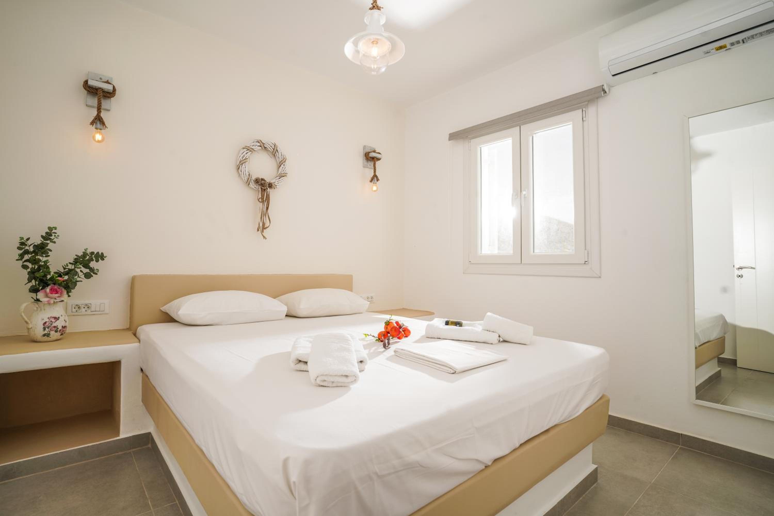 Studio Apartment with Sea View