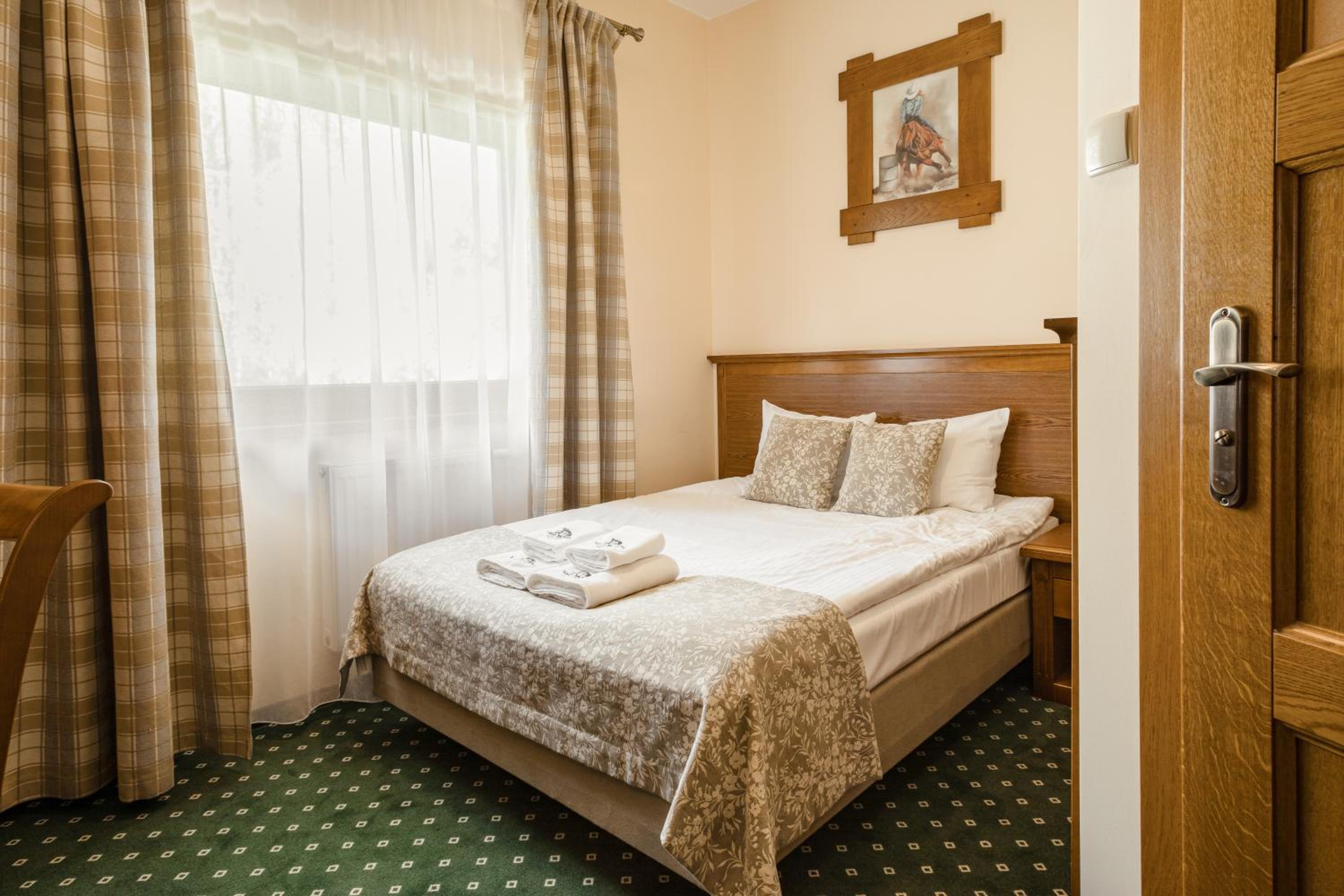 Standard Double Room - Photo 1