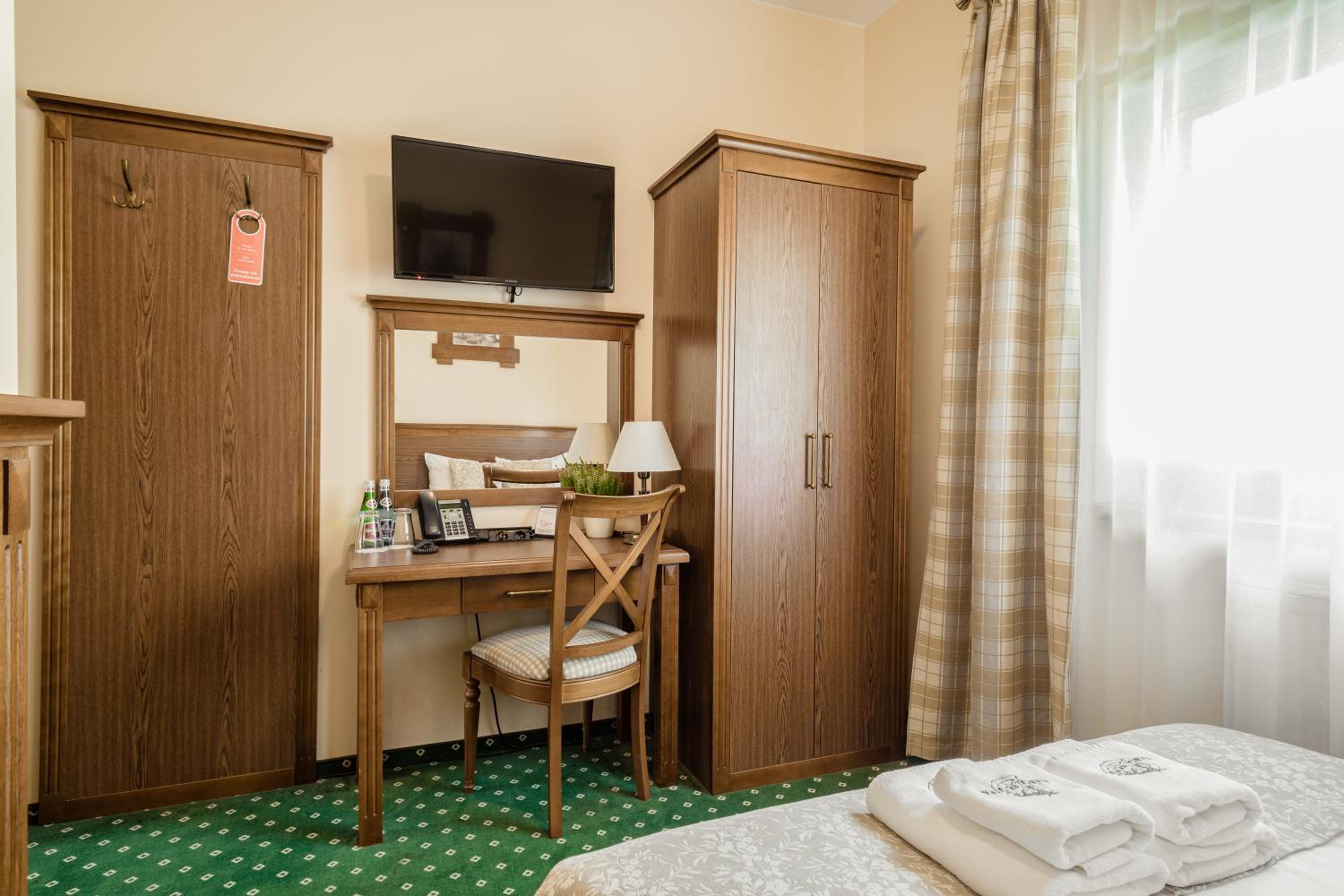 Standard Double Room - Photo 2