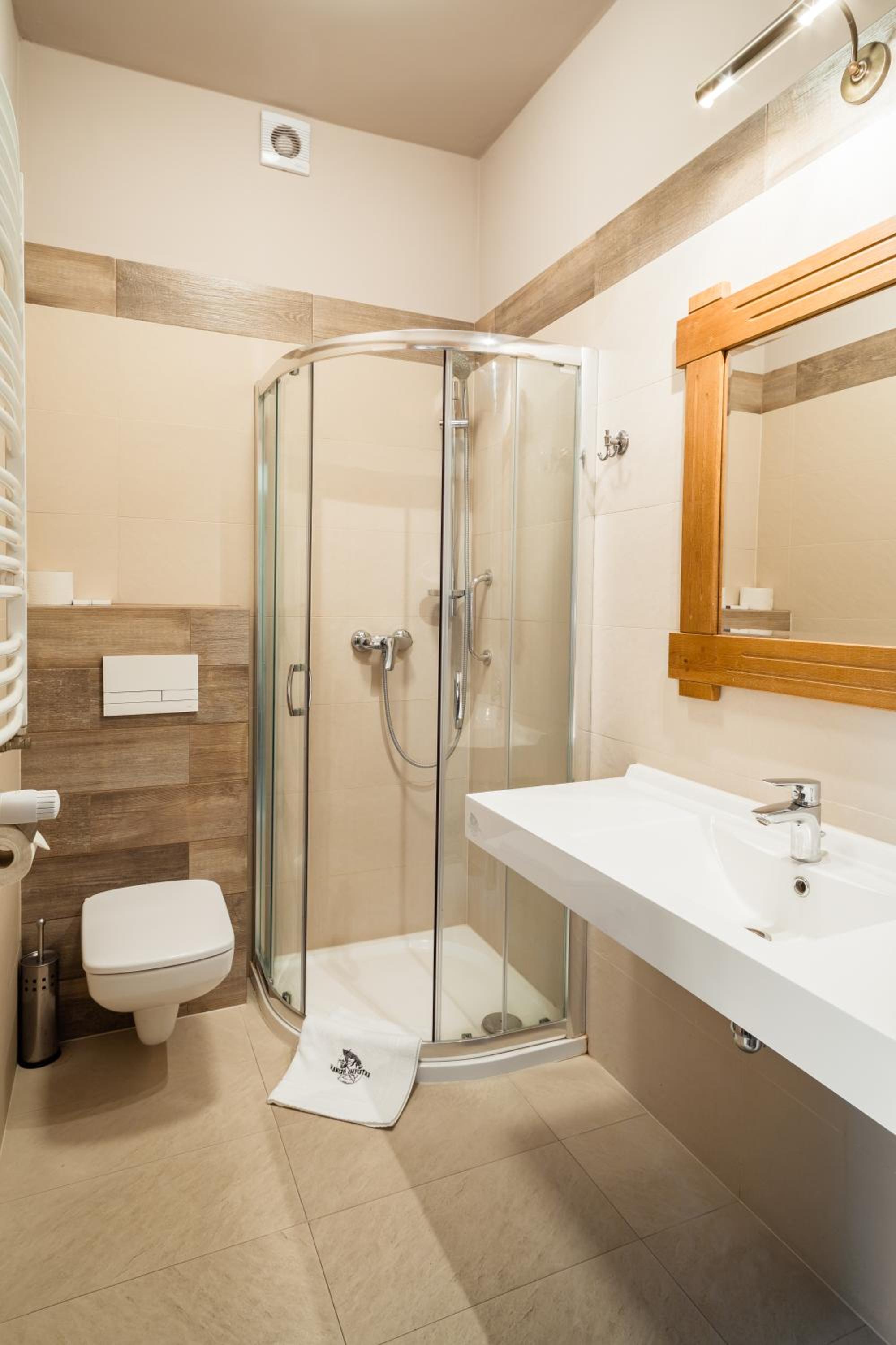 Standard Double Room - Photo 4
