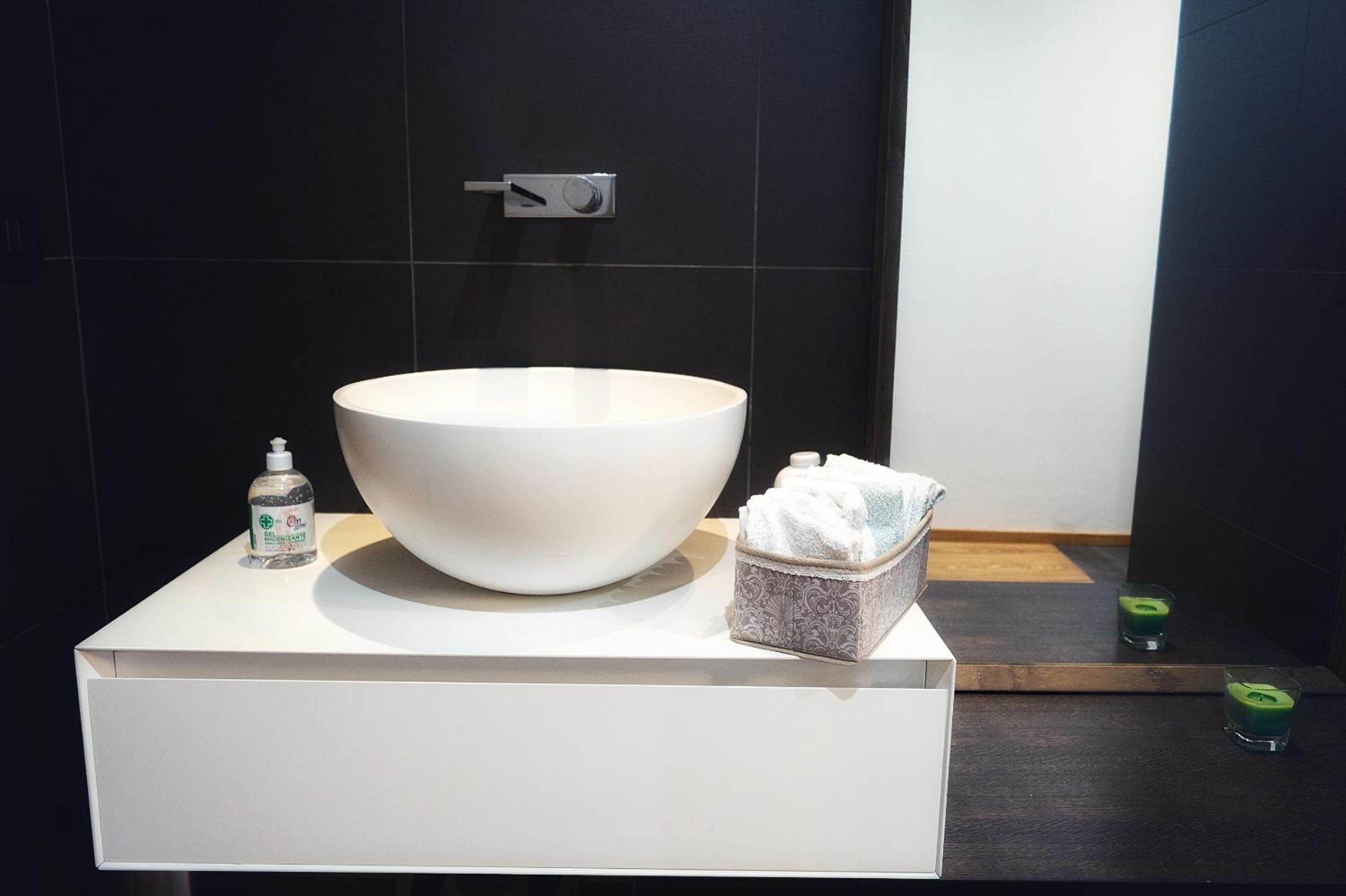 Deluxe Room with Private External Bathroom photo 2
