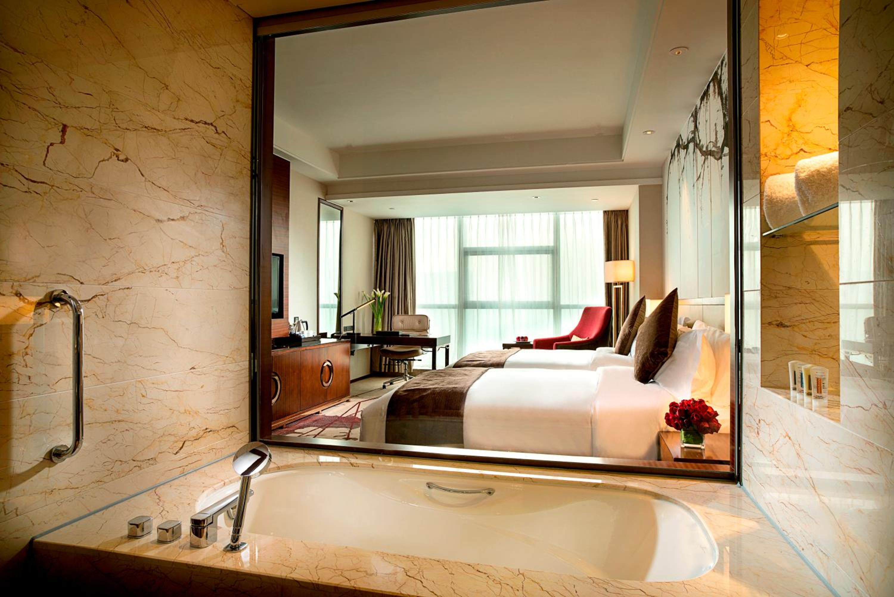 Standard Twin Room photo 2