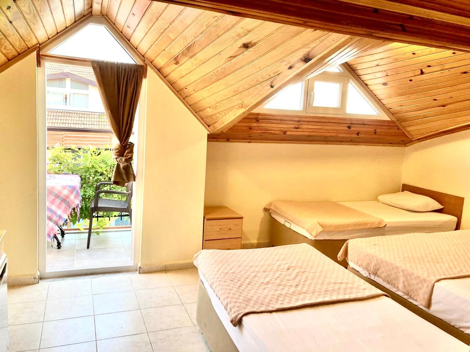 Economy Quadruple Room
