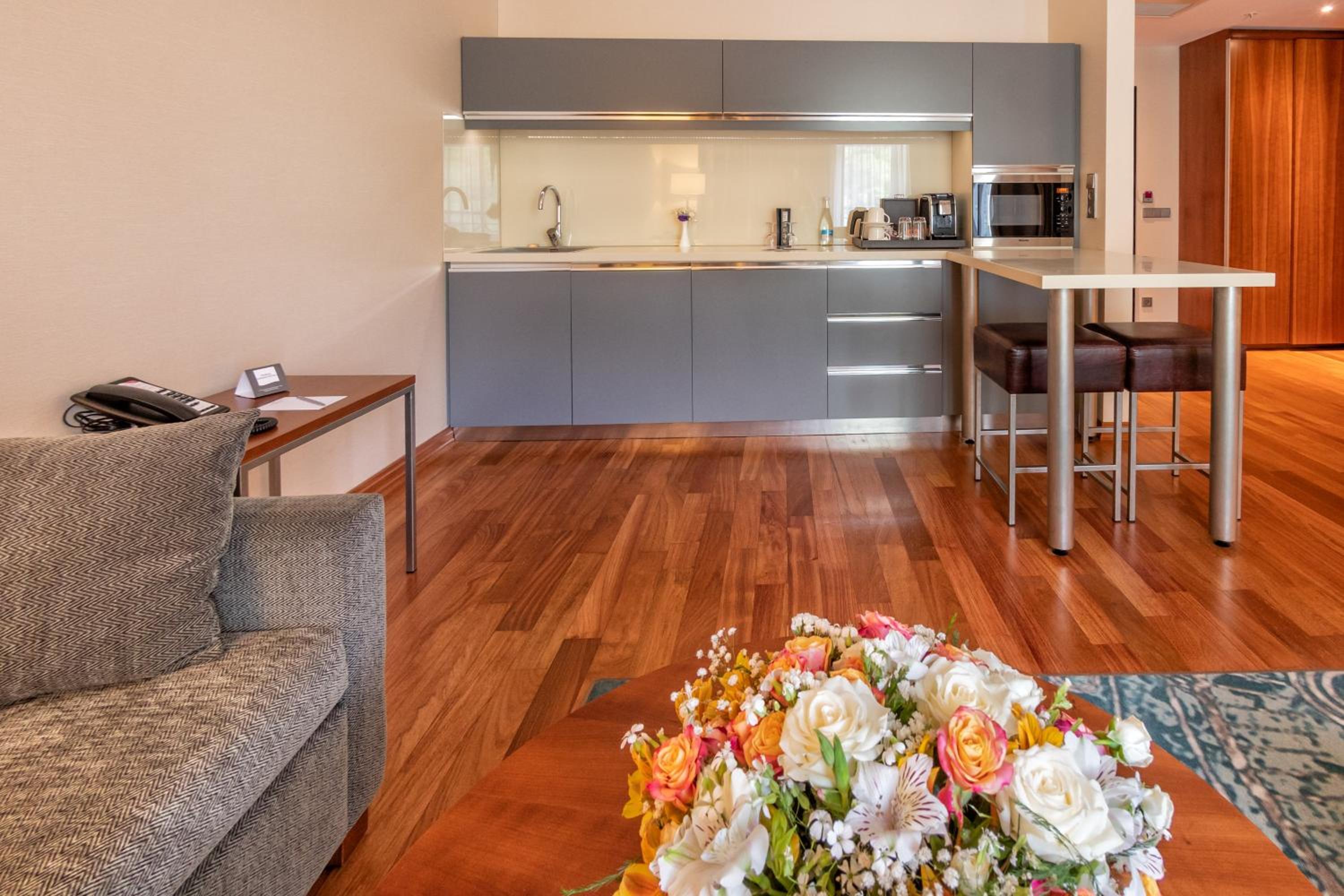 One-Bedroom Suite