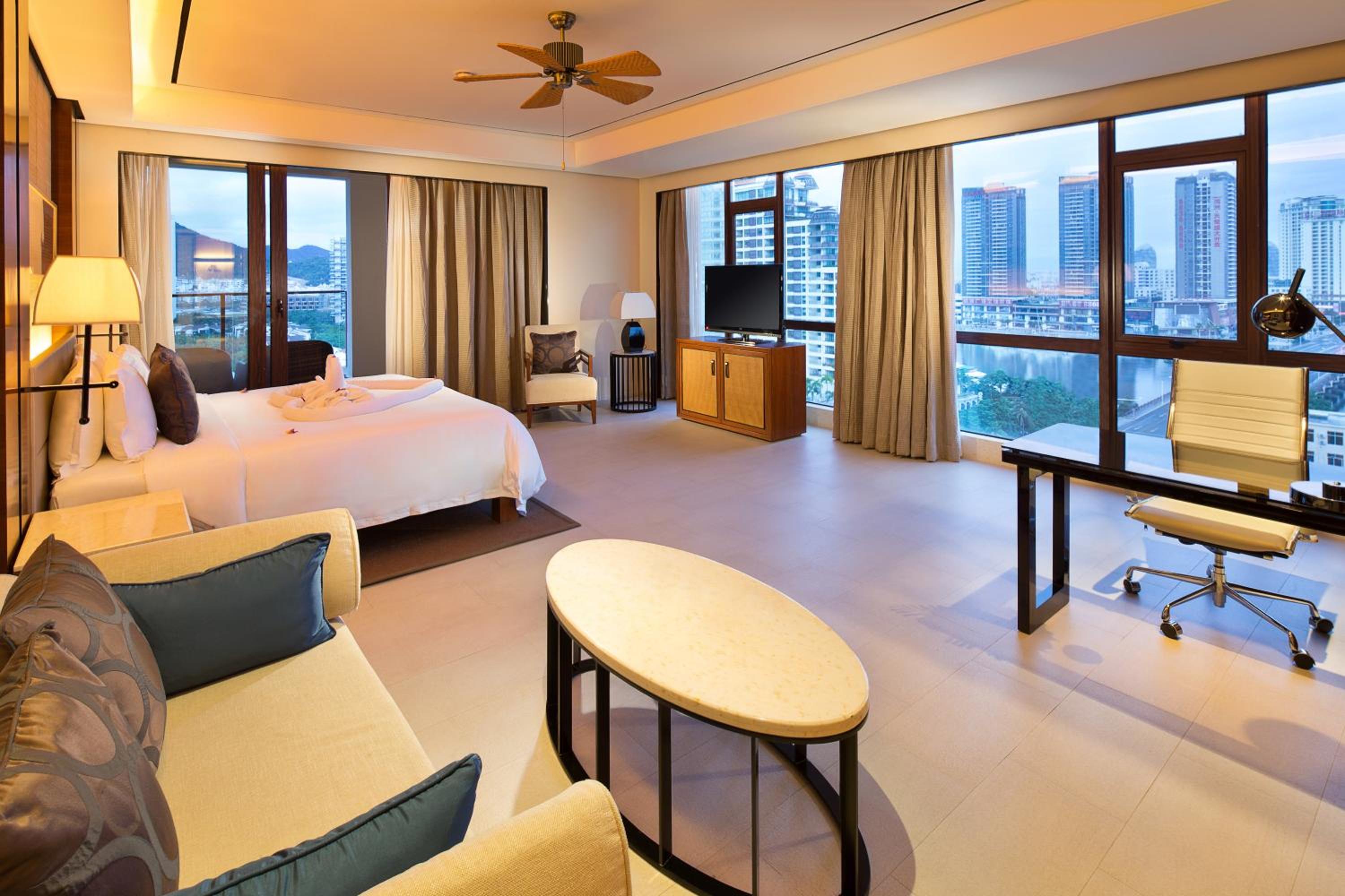 Executive Room photo 2