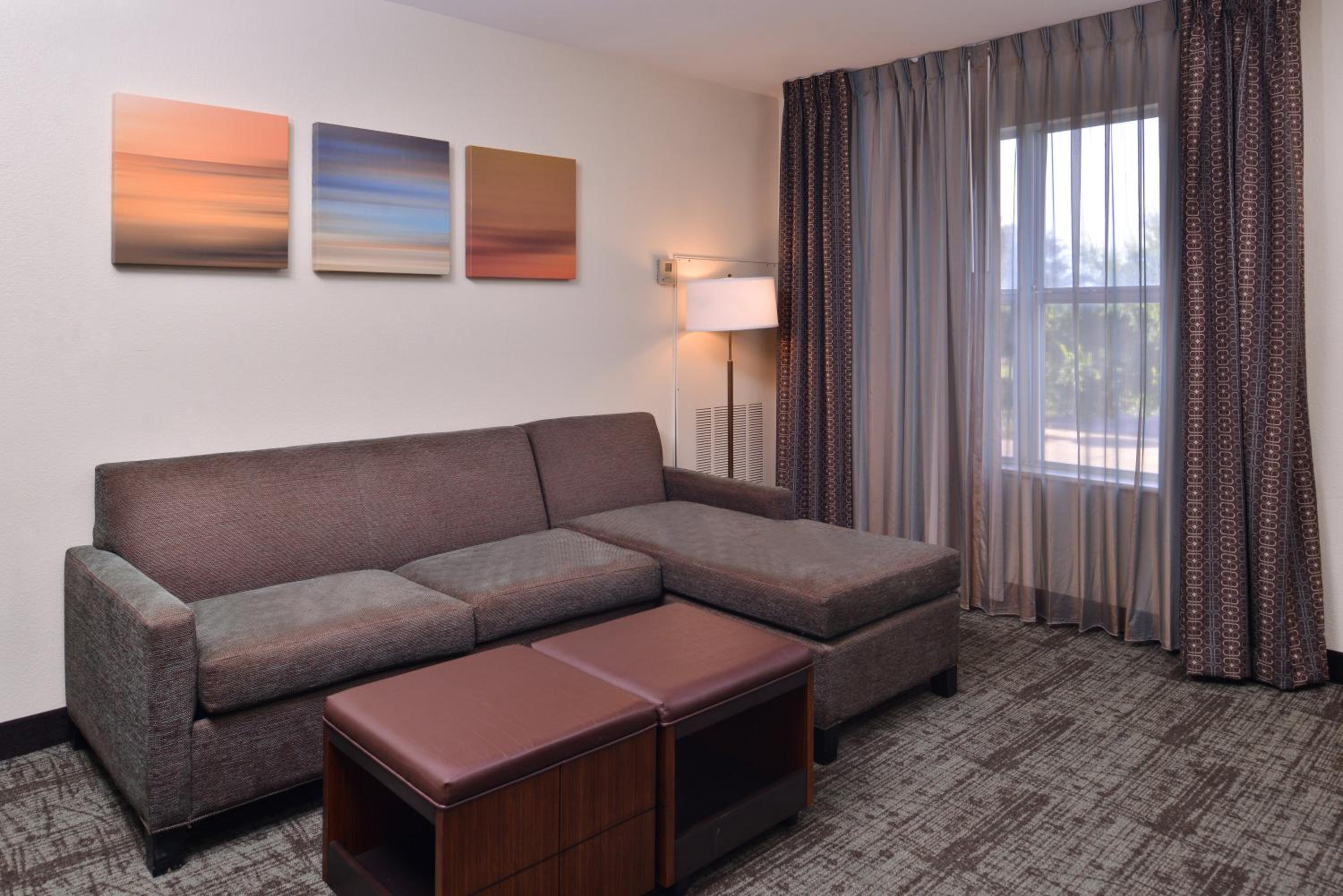 King Room - Hearing Access - Non-Smoking - Photo 1