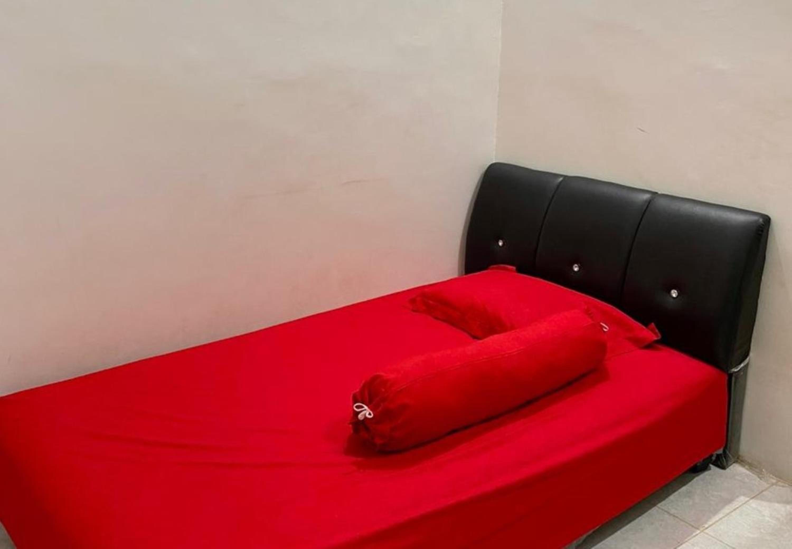 Standard Double Room - Photo 17