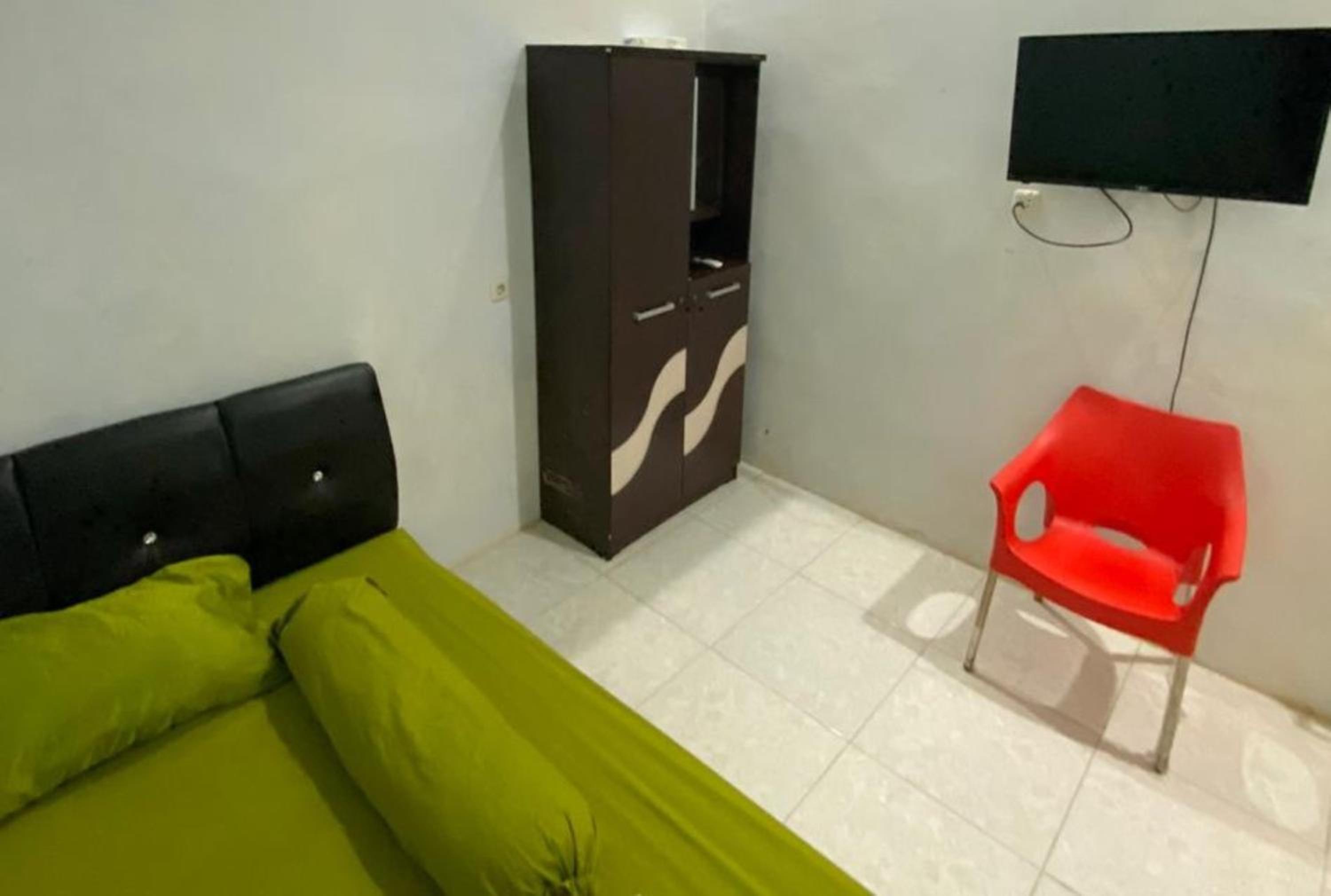 Standard Double Room - Photo 10