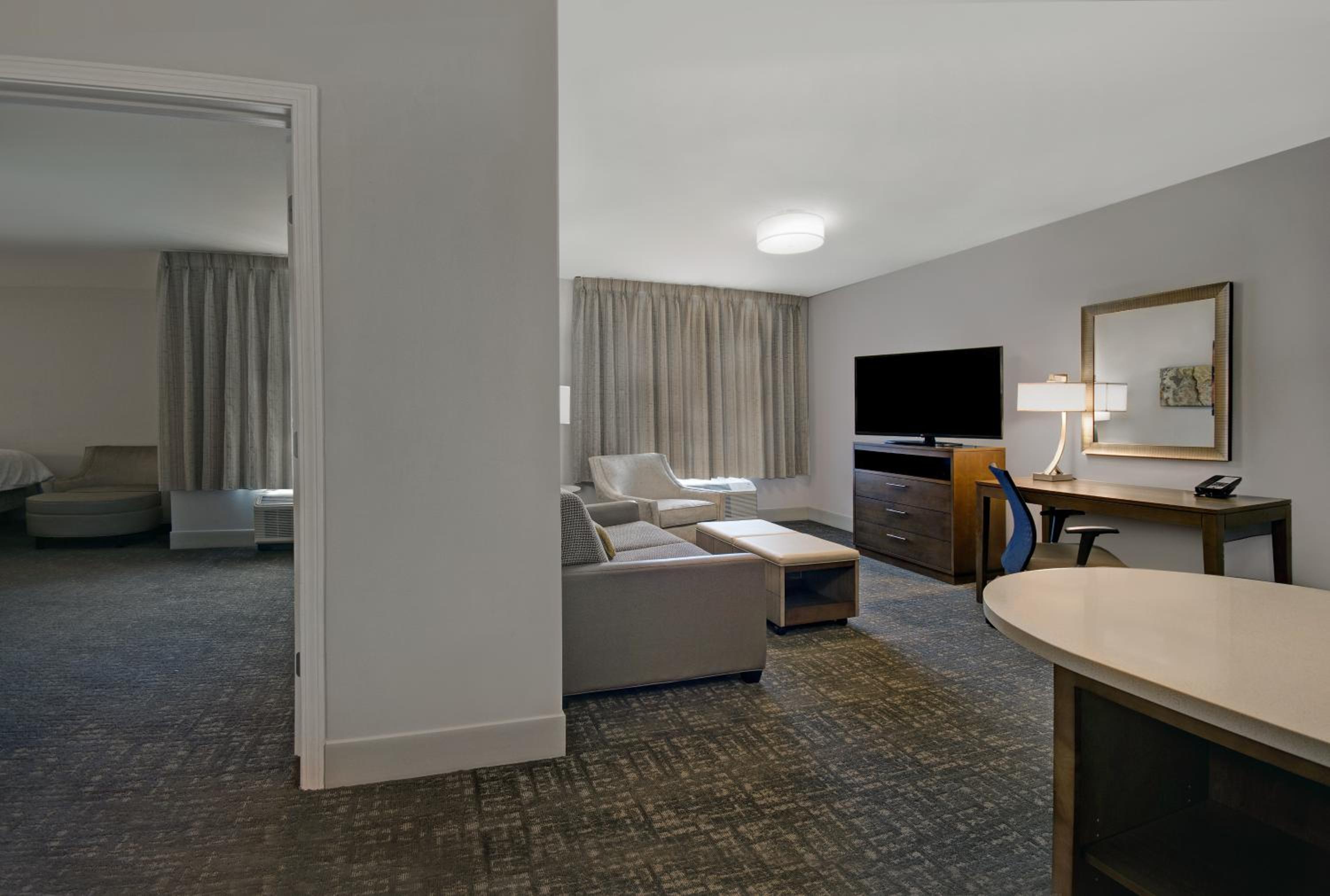 One-Bedroom Queen Suite - Photo 1