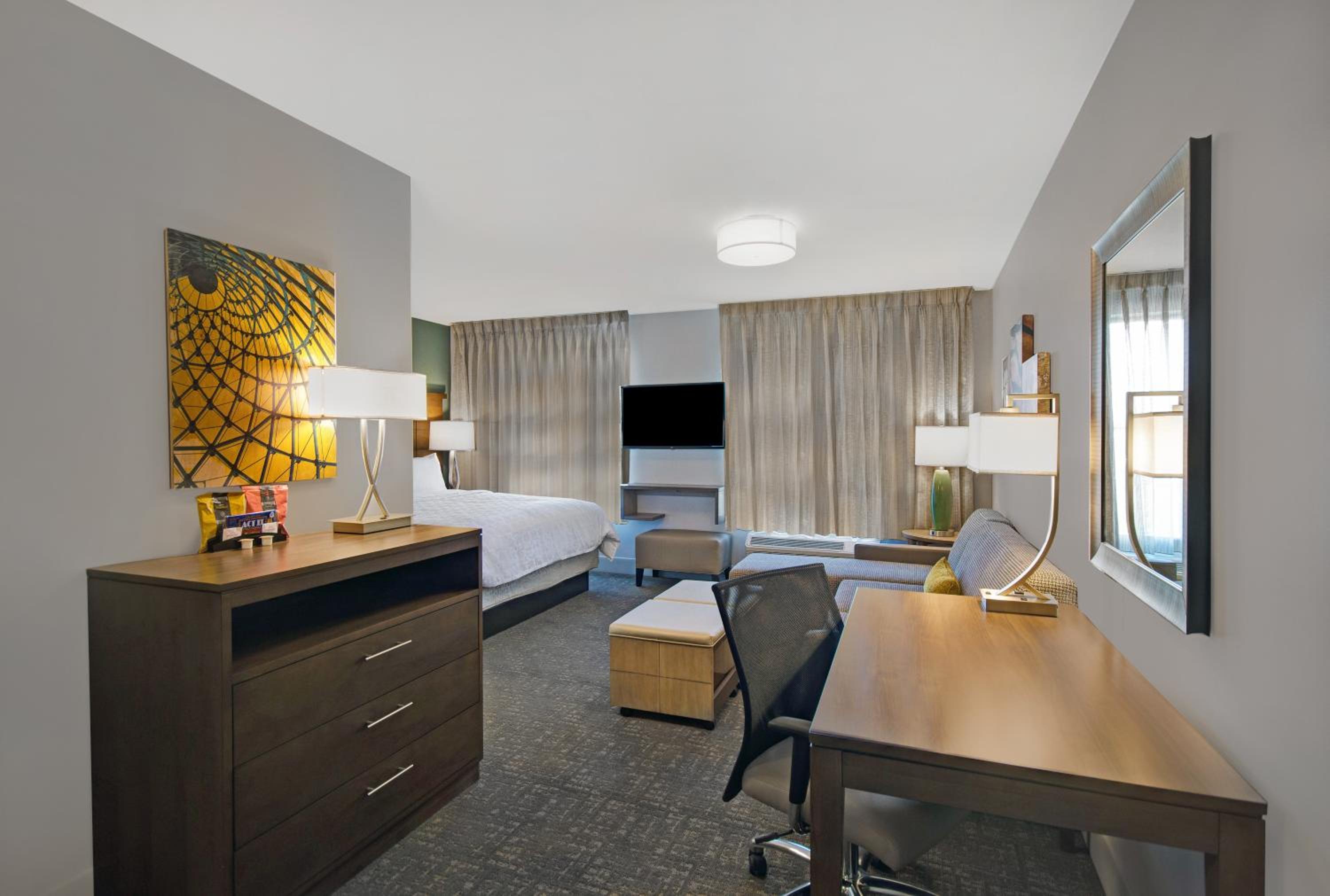 King Studio Suite - Photo 3