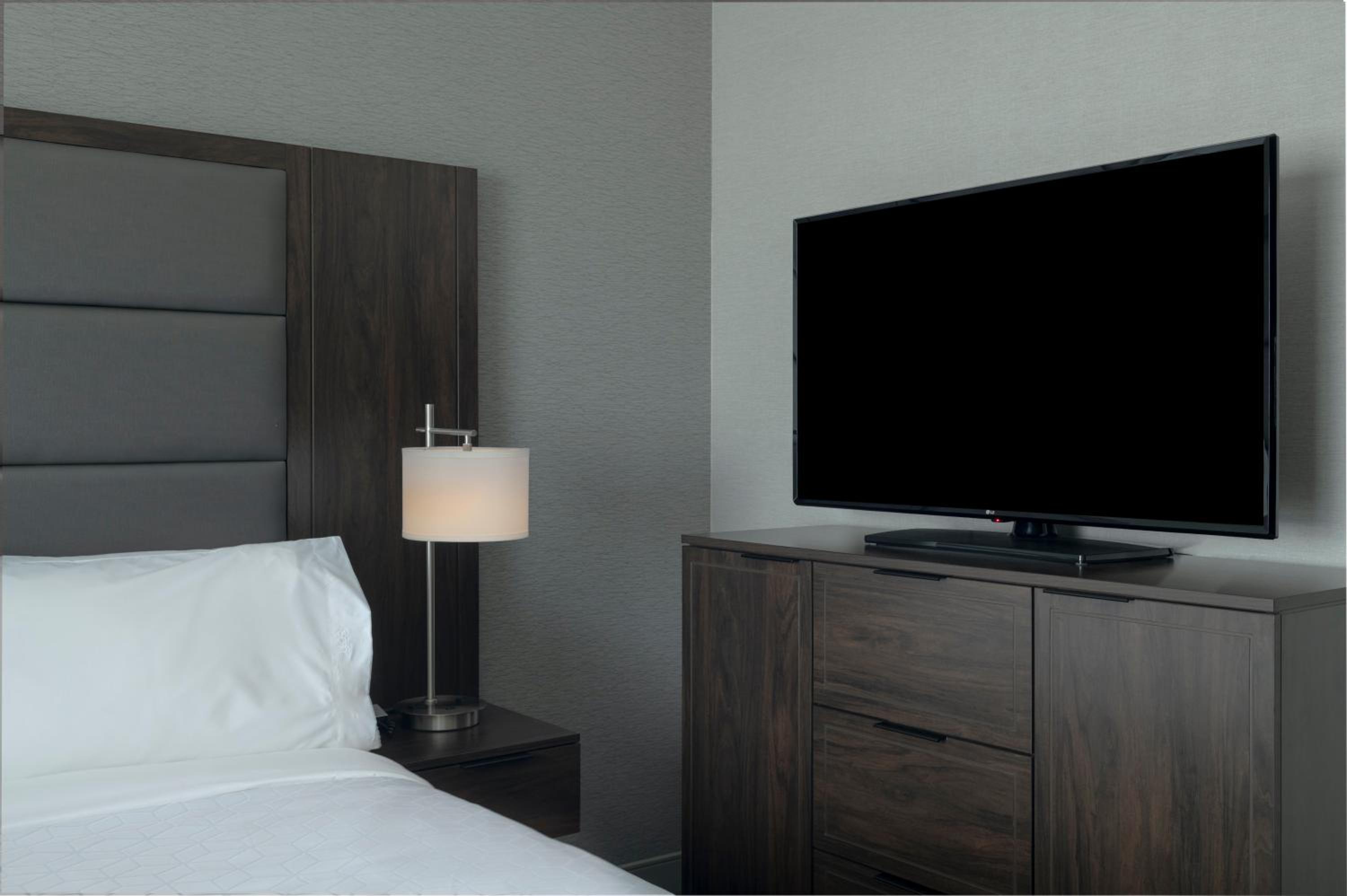 King Studio Suite - Photo 8