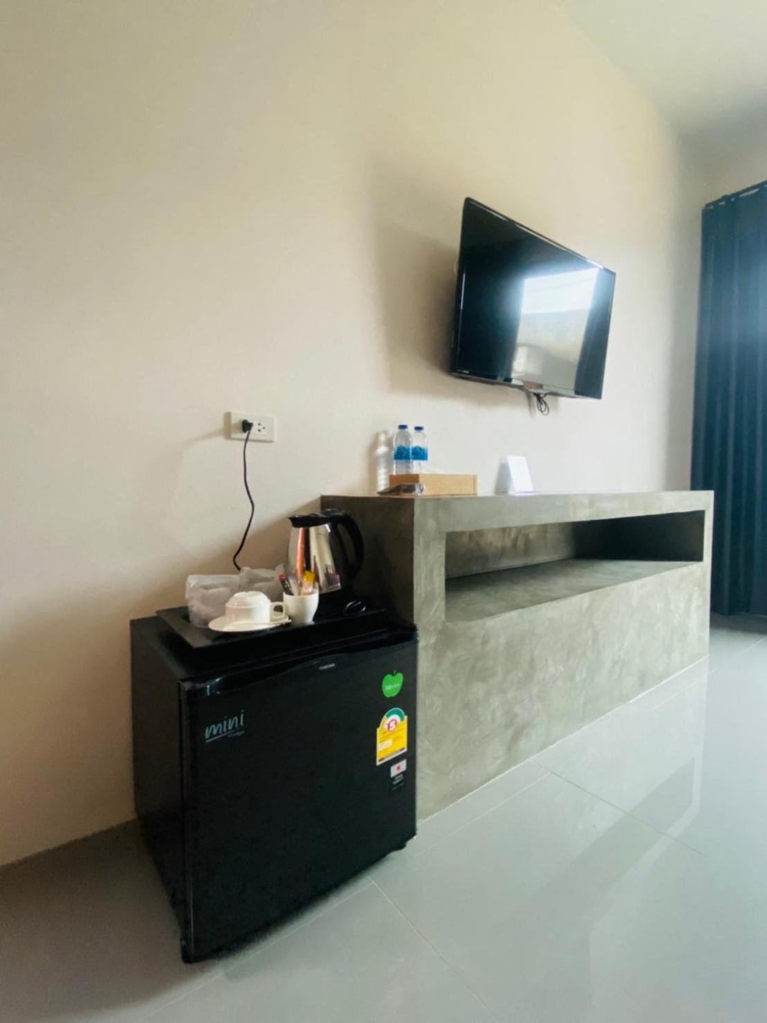 Deluxe Room - Photo 7