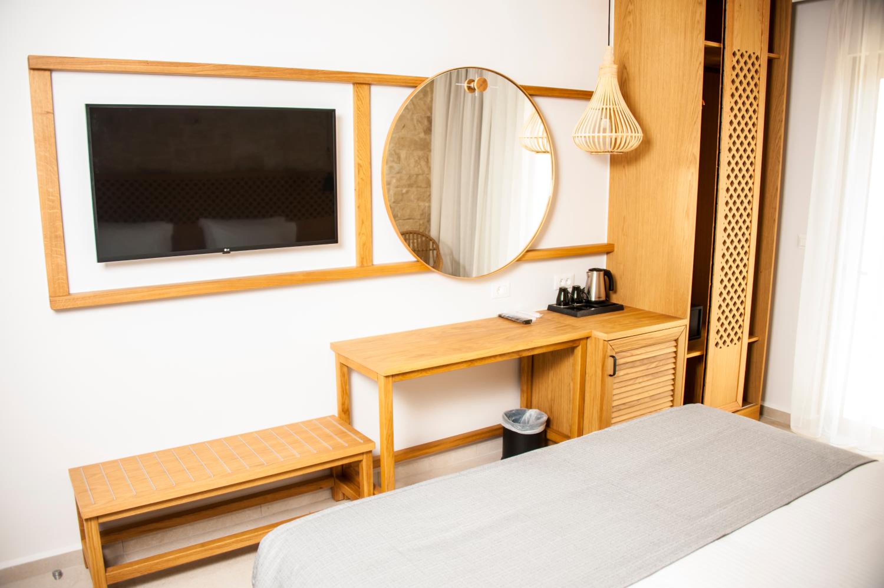 Superior Double Room - Photo 11