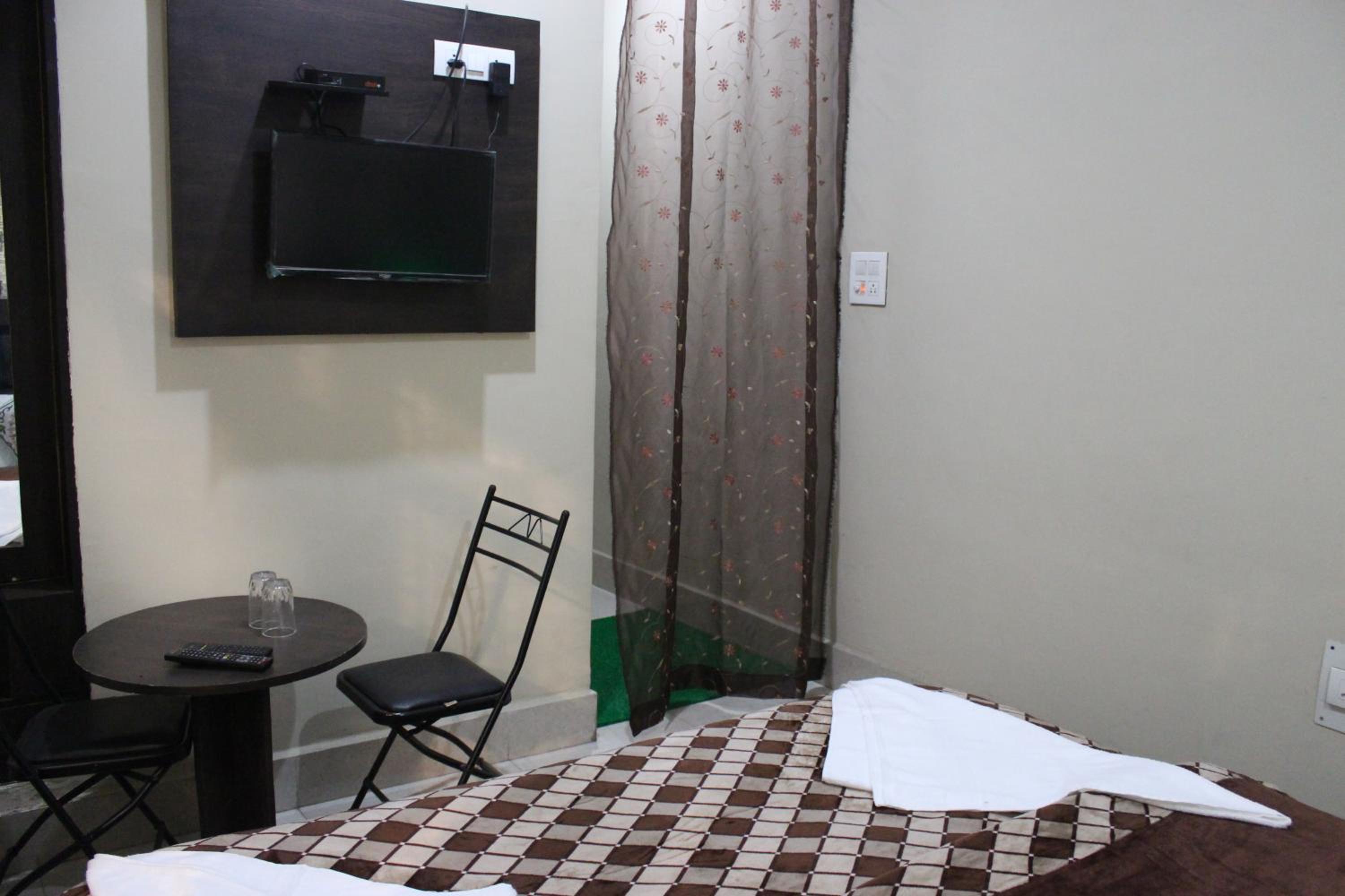 Deluxe Double Room - Photo 4