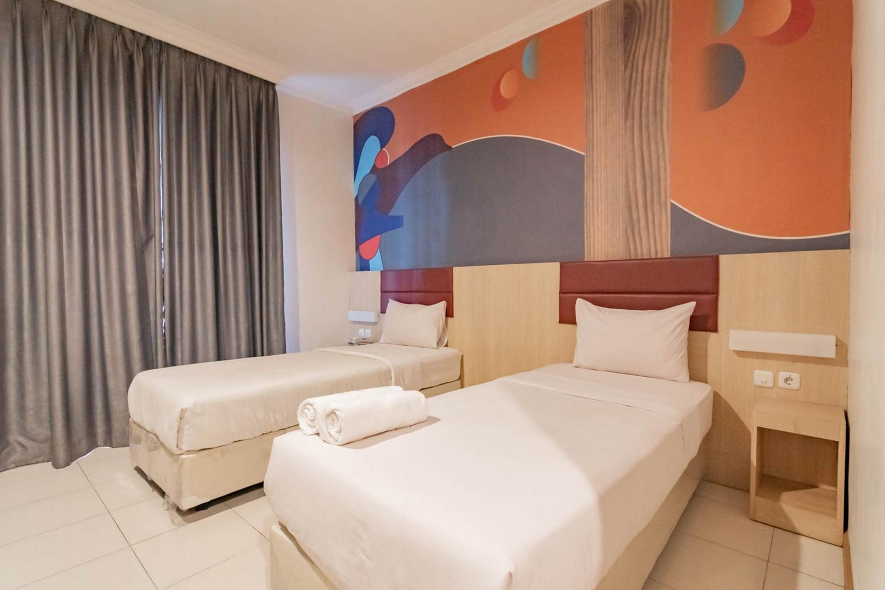Deluxe Twin Room - Photo 1