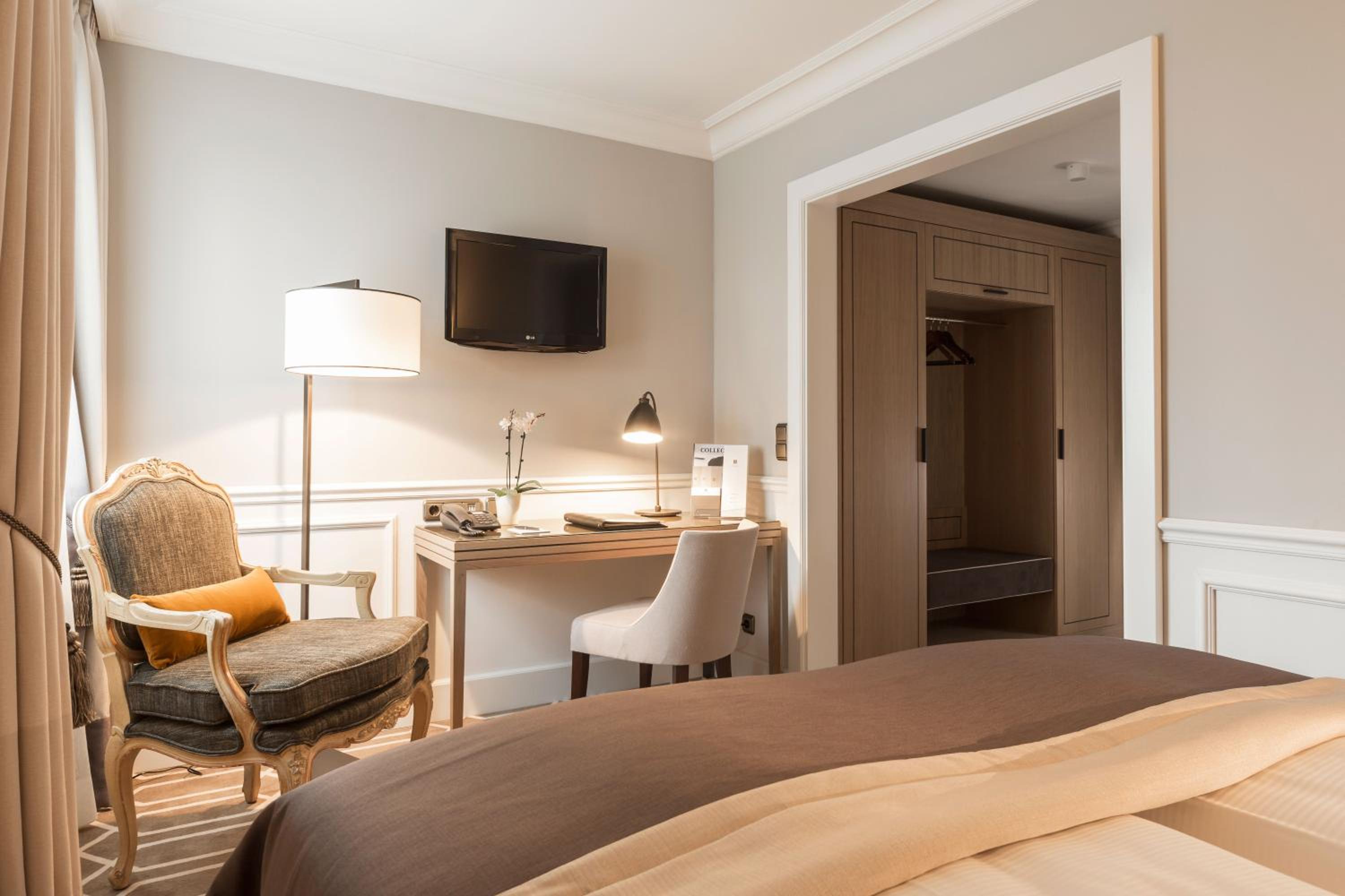 Superior Double Room - Photo 2