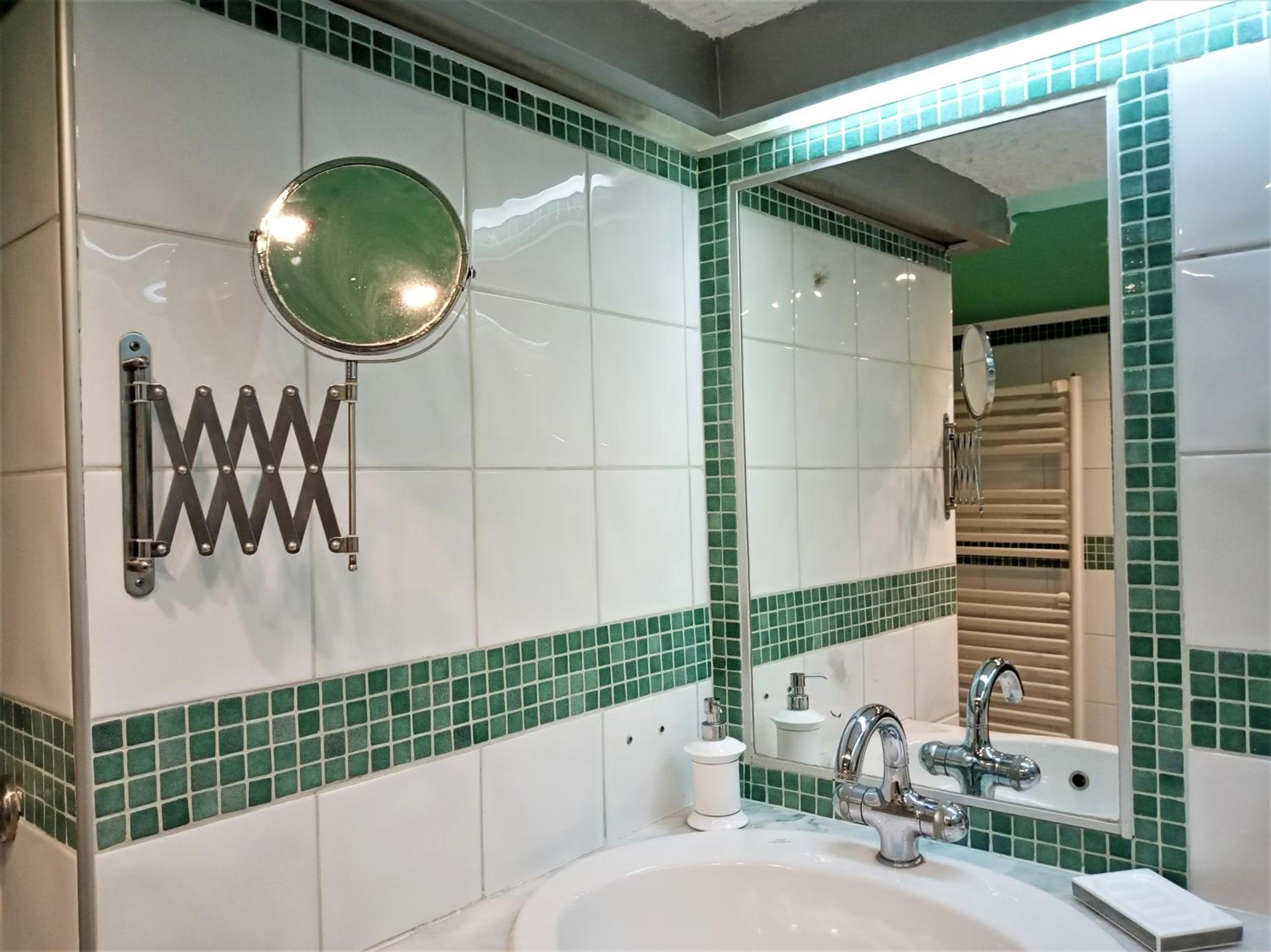 Superior Apartment - Photo 9