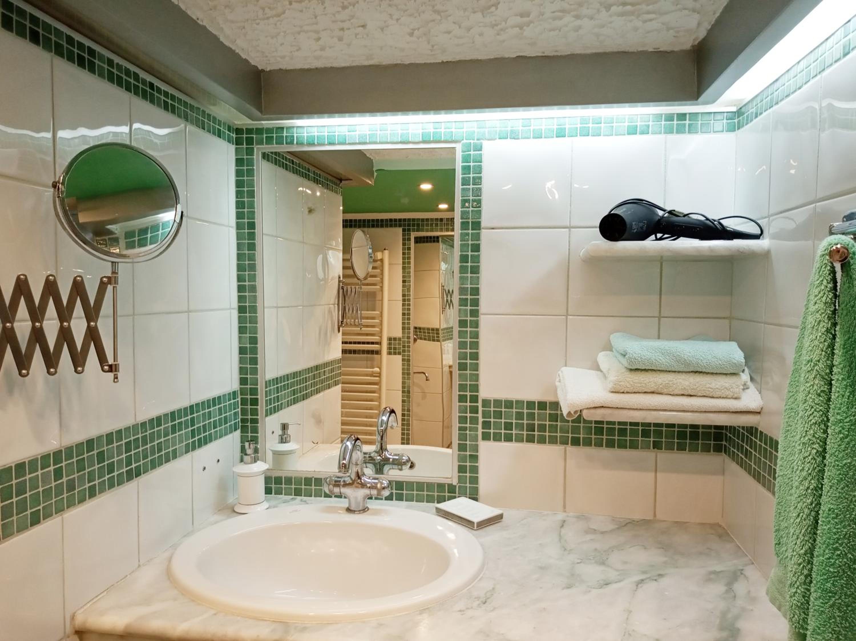 Superior Apartment - Photo 12