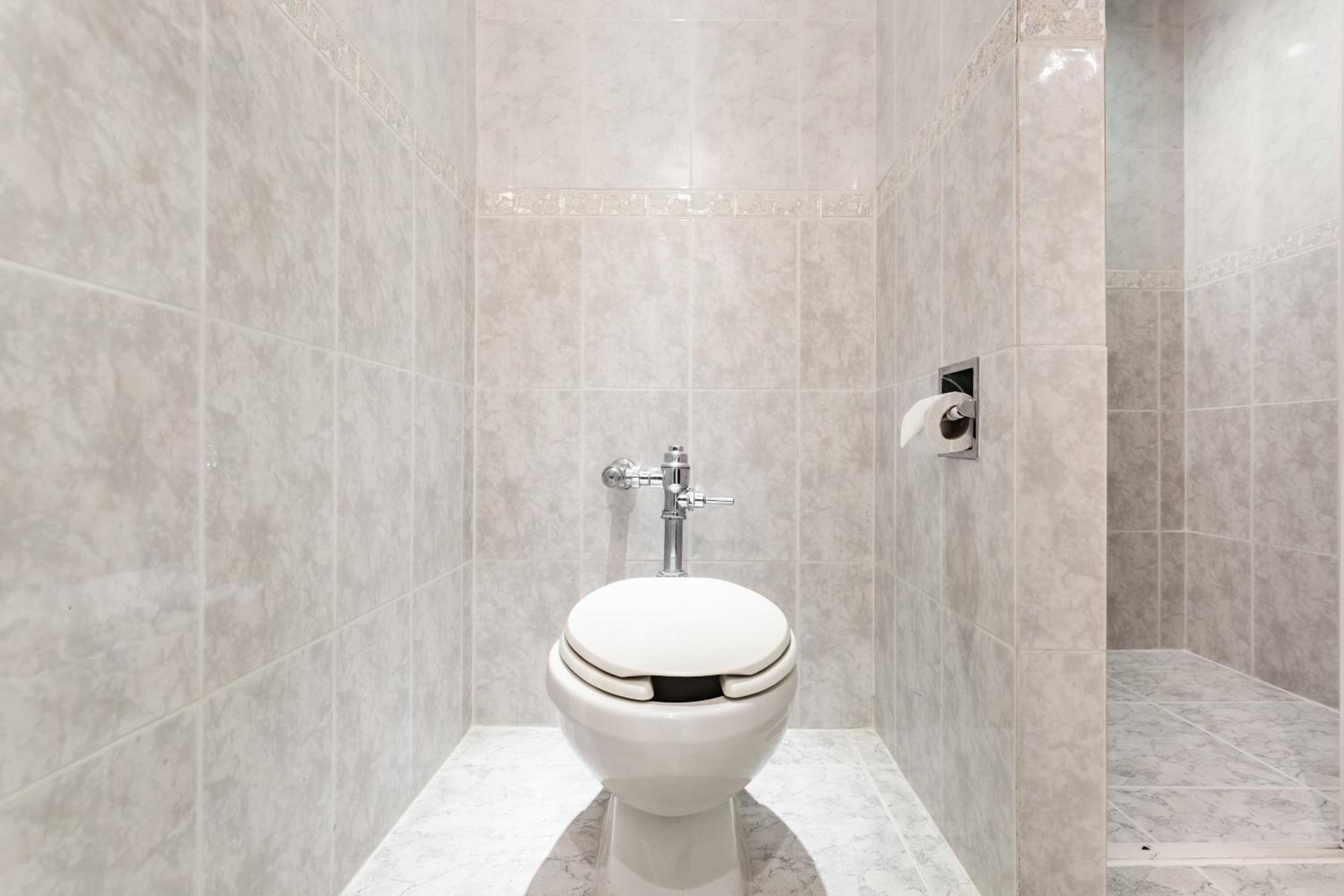 Deluxe with Jacuzzi - Photo 8