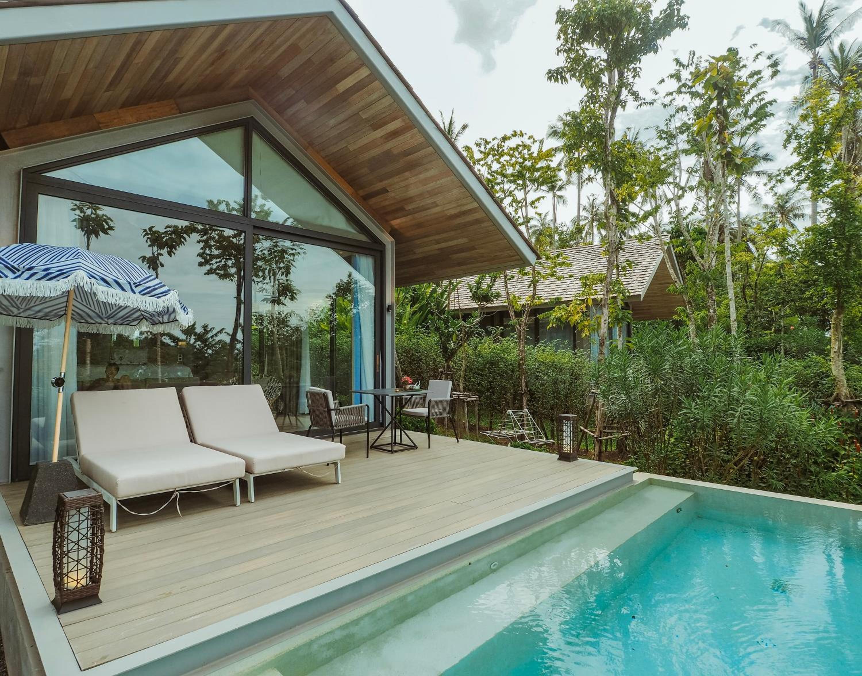 One-Bedroom Pool Villa with Schedule Boat Transfer - Photo 20