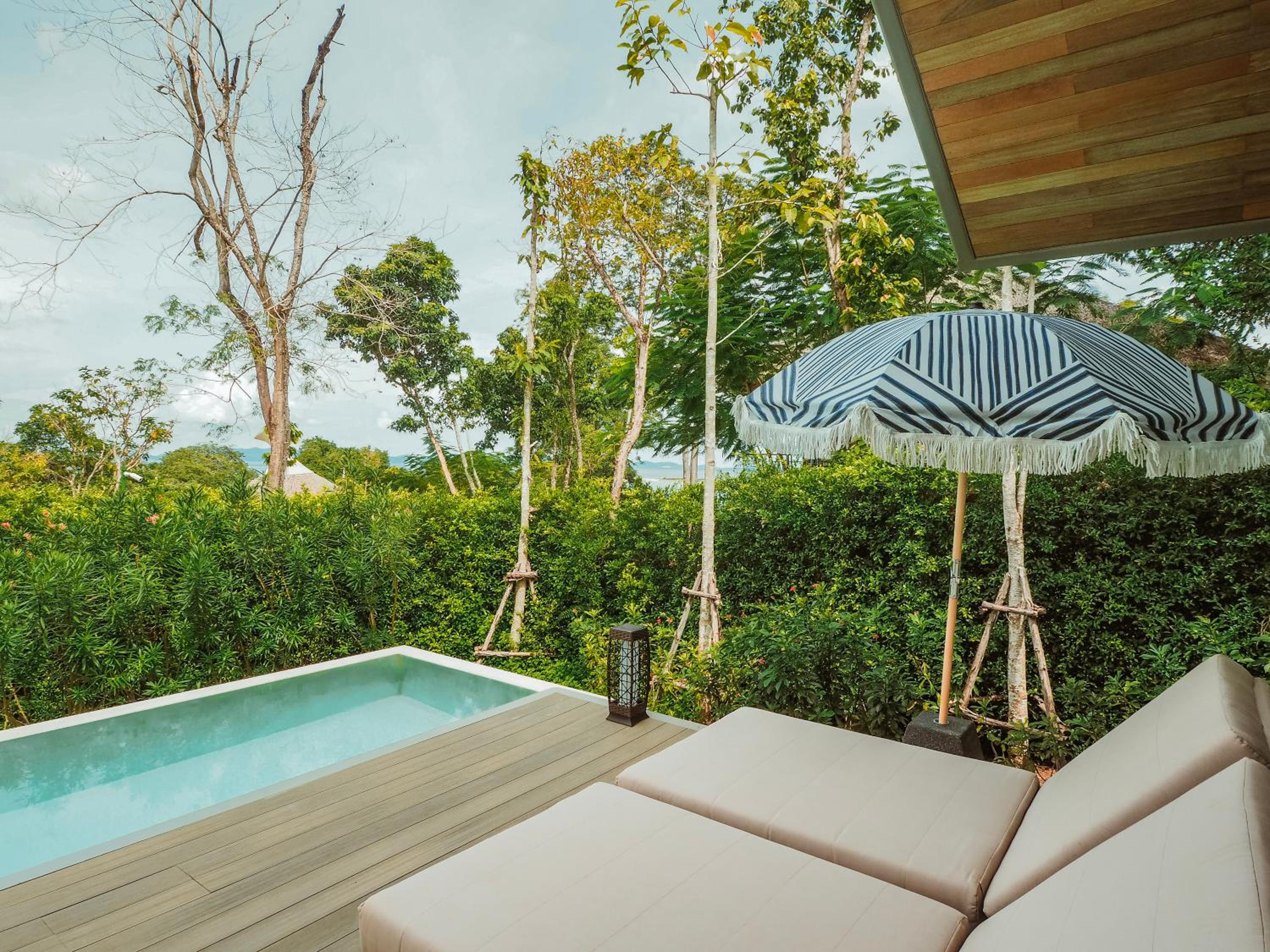 One-Bedroom Pool Villa with Schedule Boat Transfer - Photo 19
