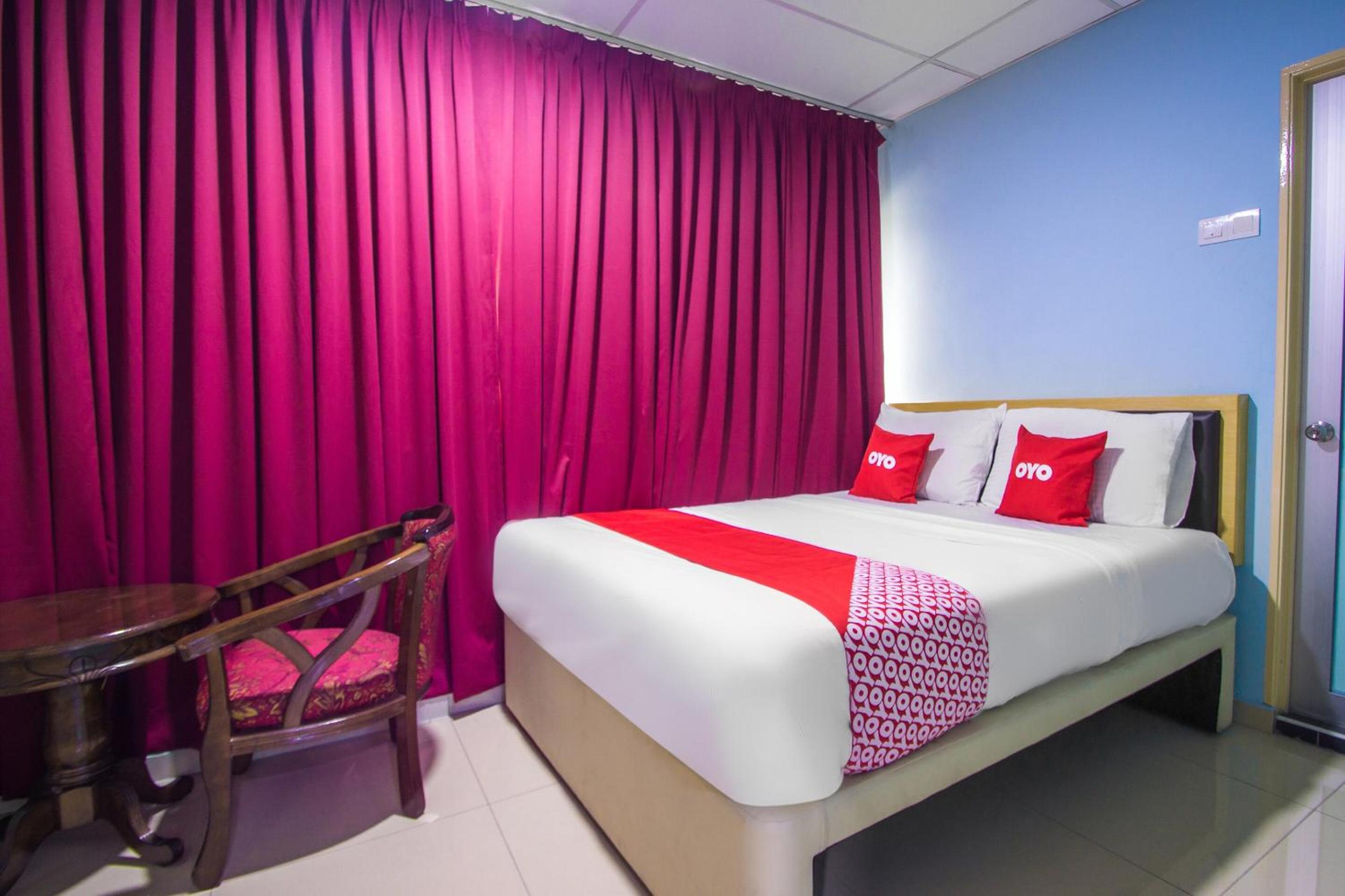 Deluxe Suite - Photo 3
