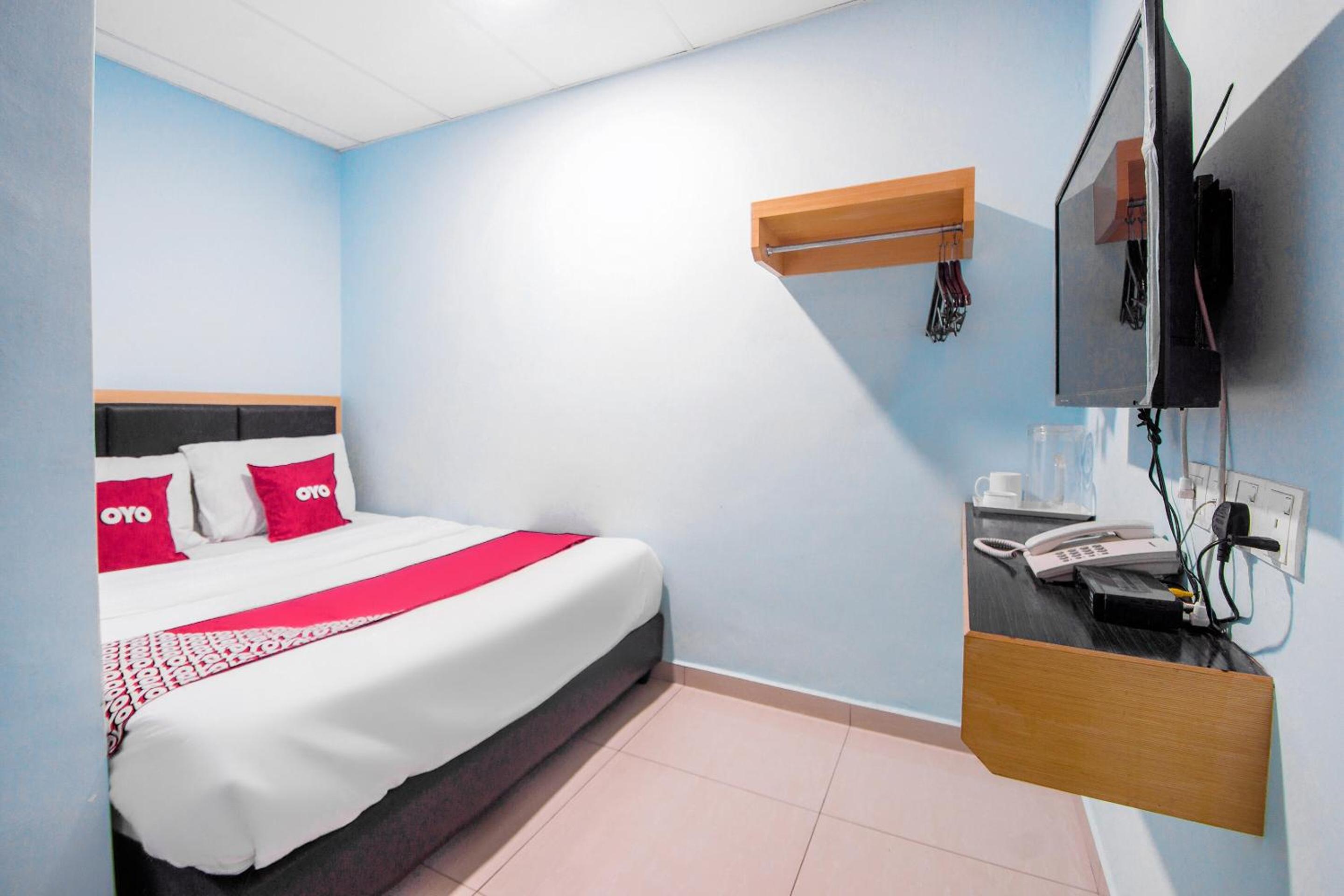 Standard Double Room - Photo 4