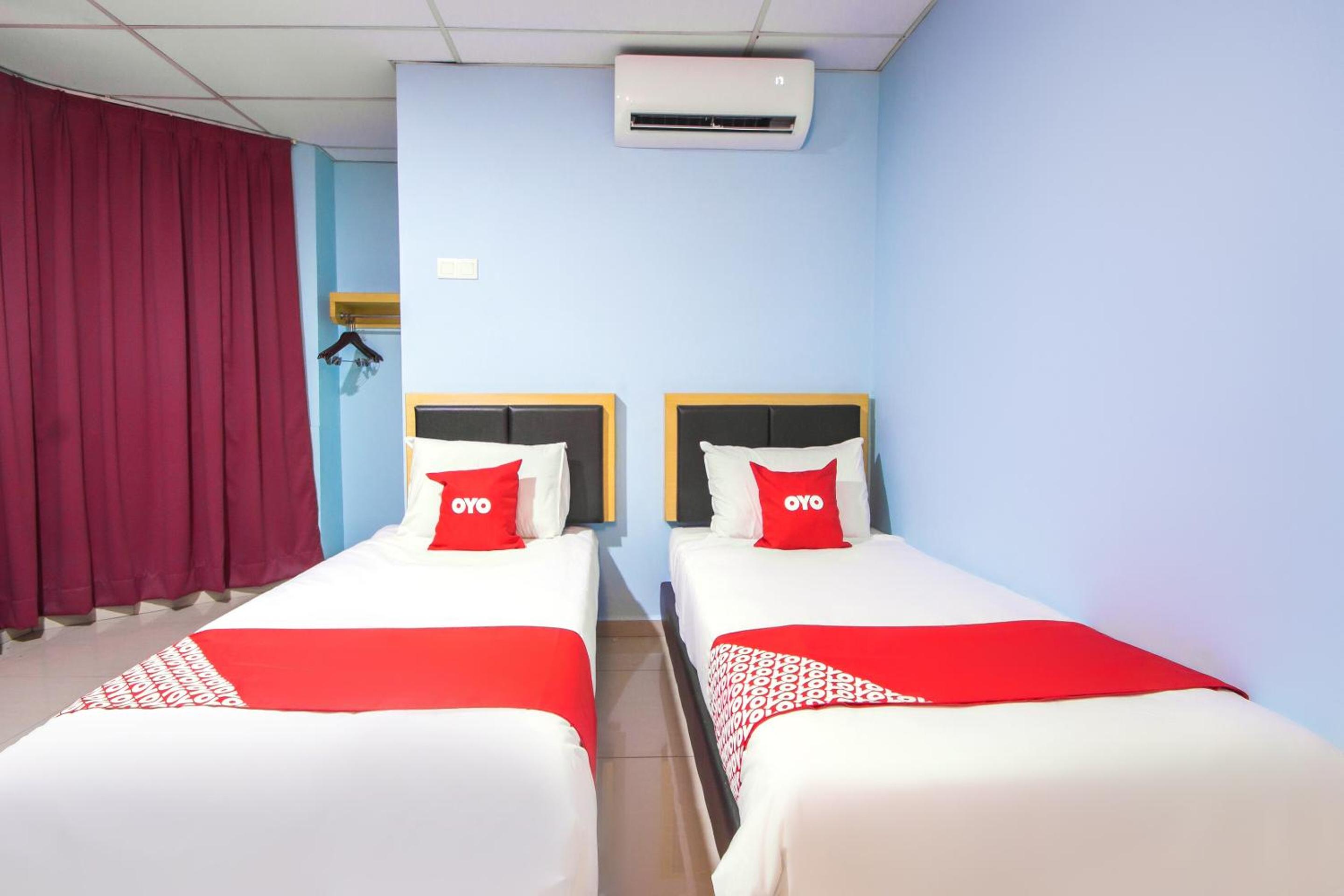 Deluxe Twin Room - Photo 7
