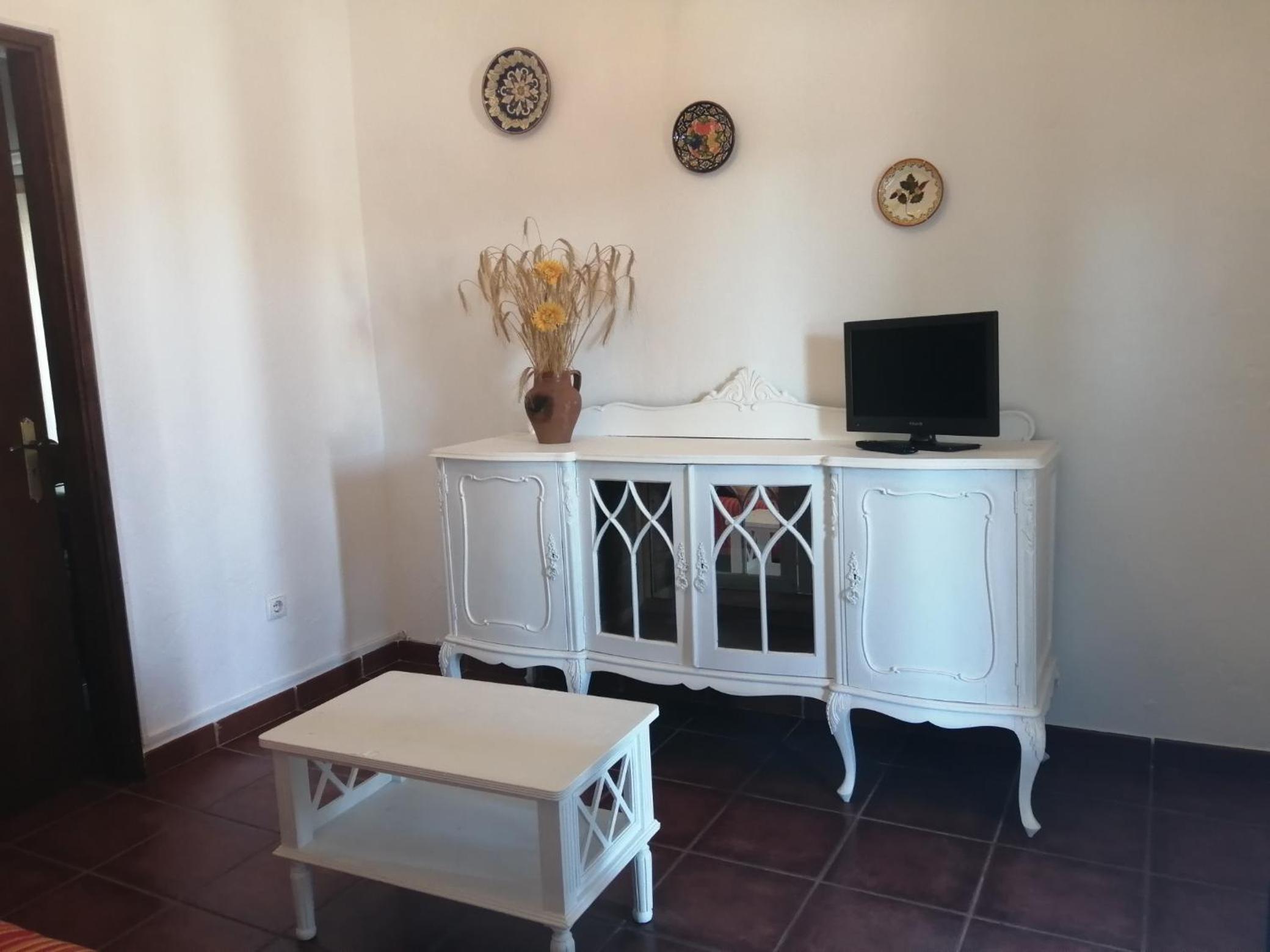 One-Bedroom House - Photo 1