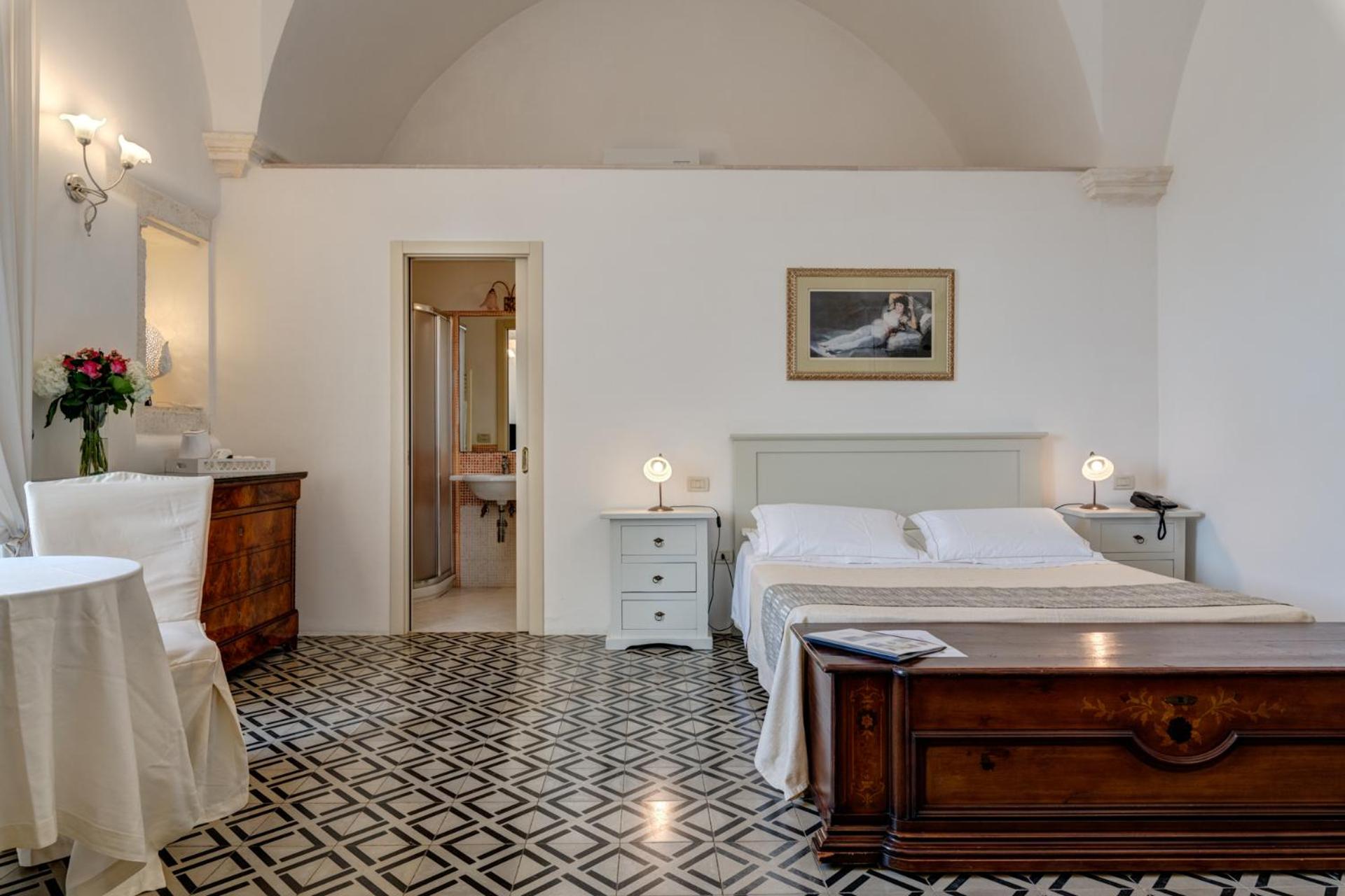 Deluxe Double Room - Photo 4