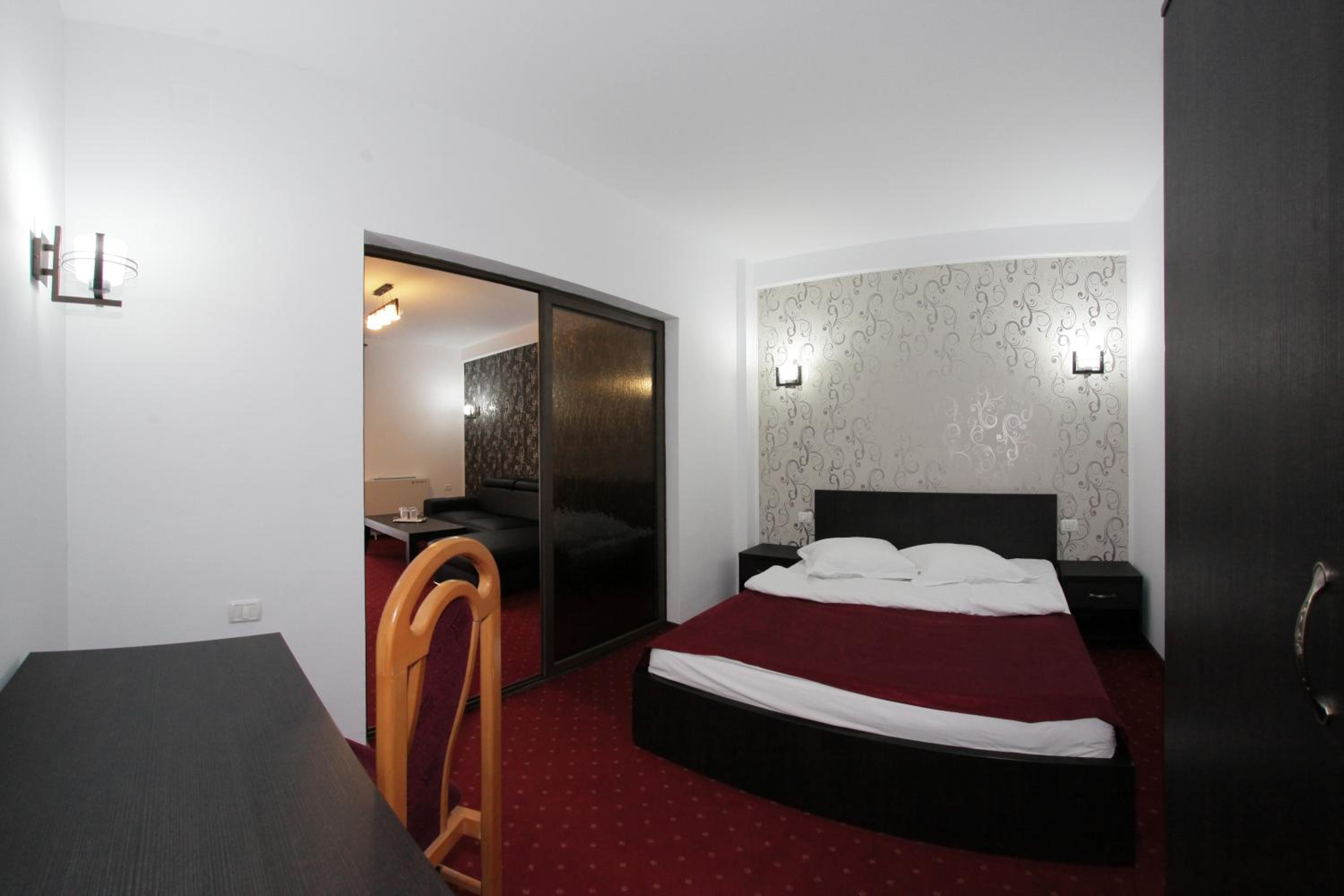 One Bedroom Suite  - Photo 3