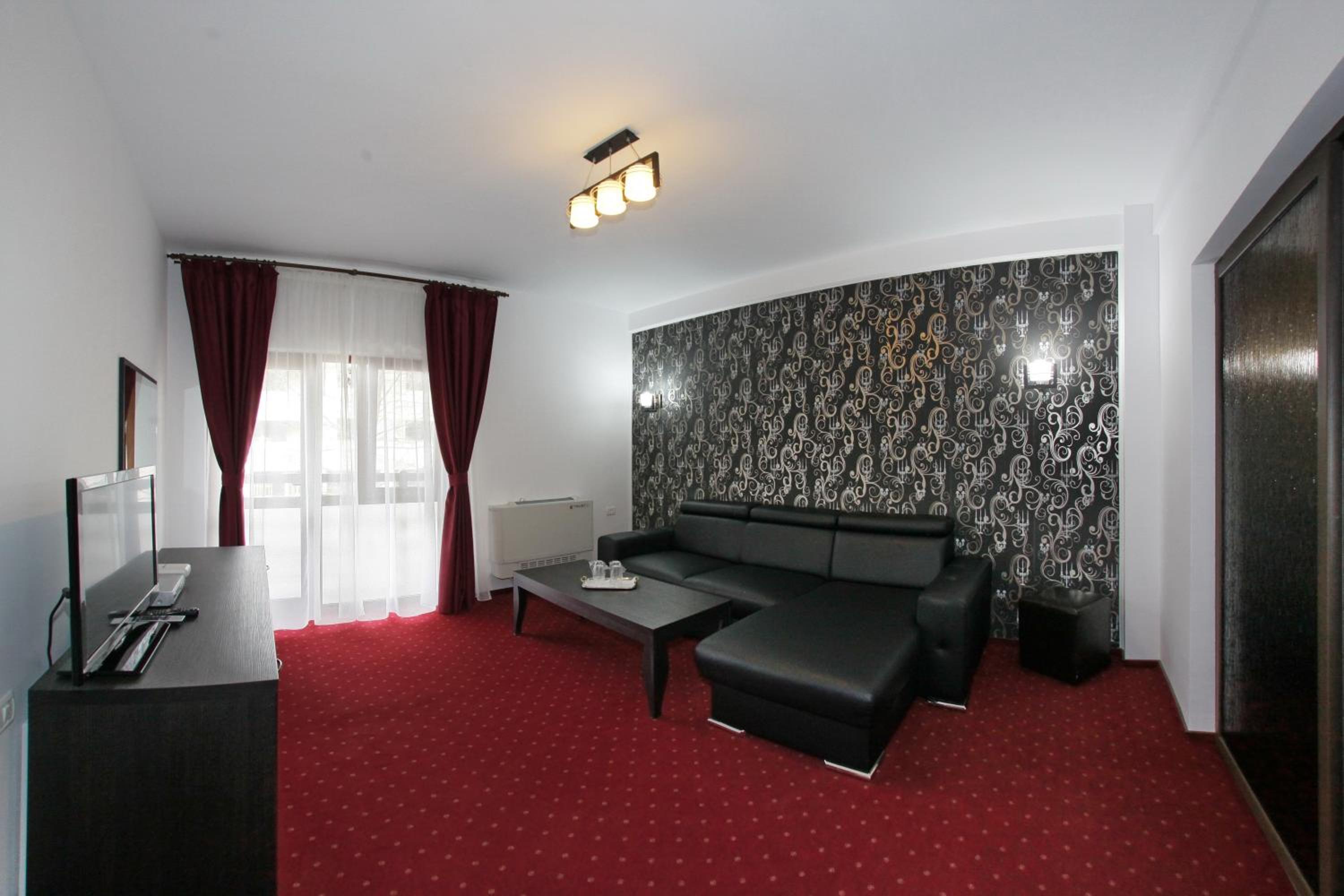 One Bedroom Suite  - Photo 2
