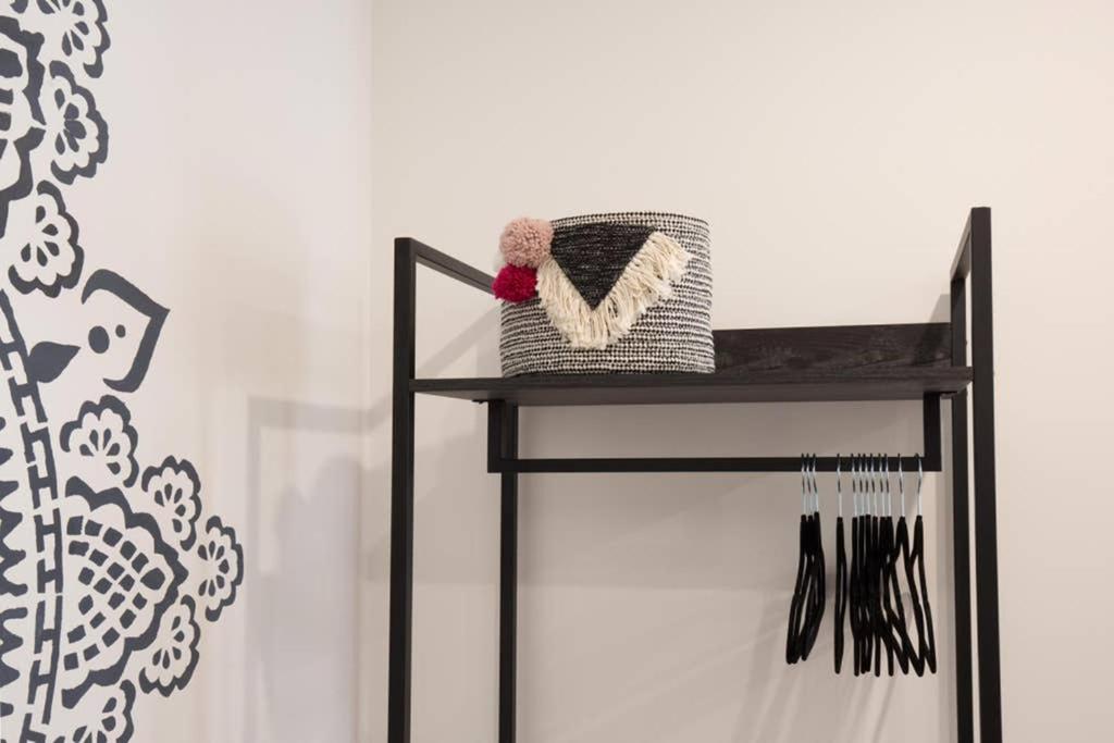 One-Bedroom Apartment - Photo 16