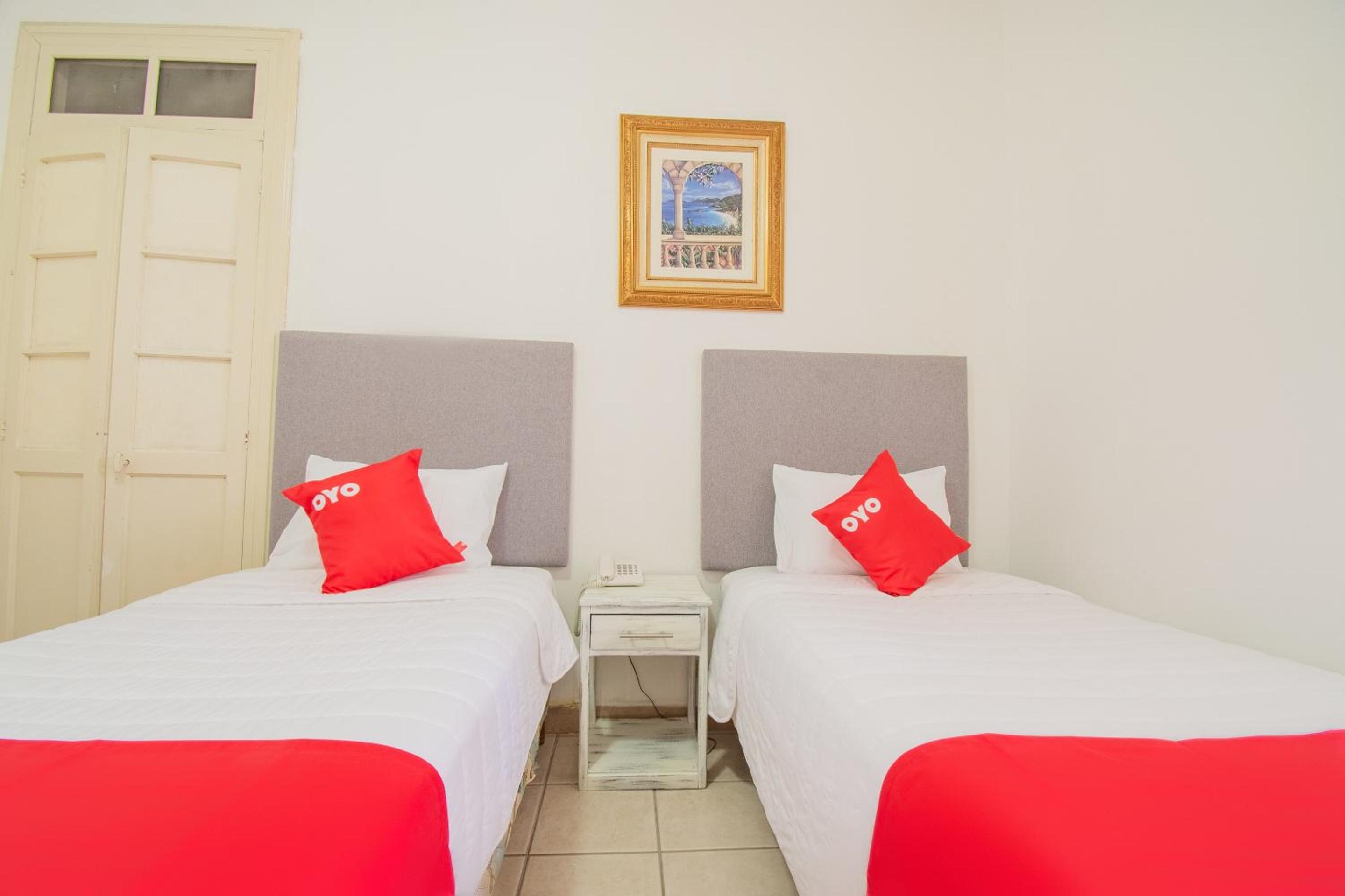 Standard Twin Room photo 1