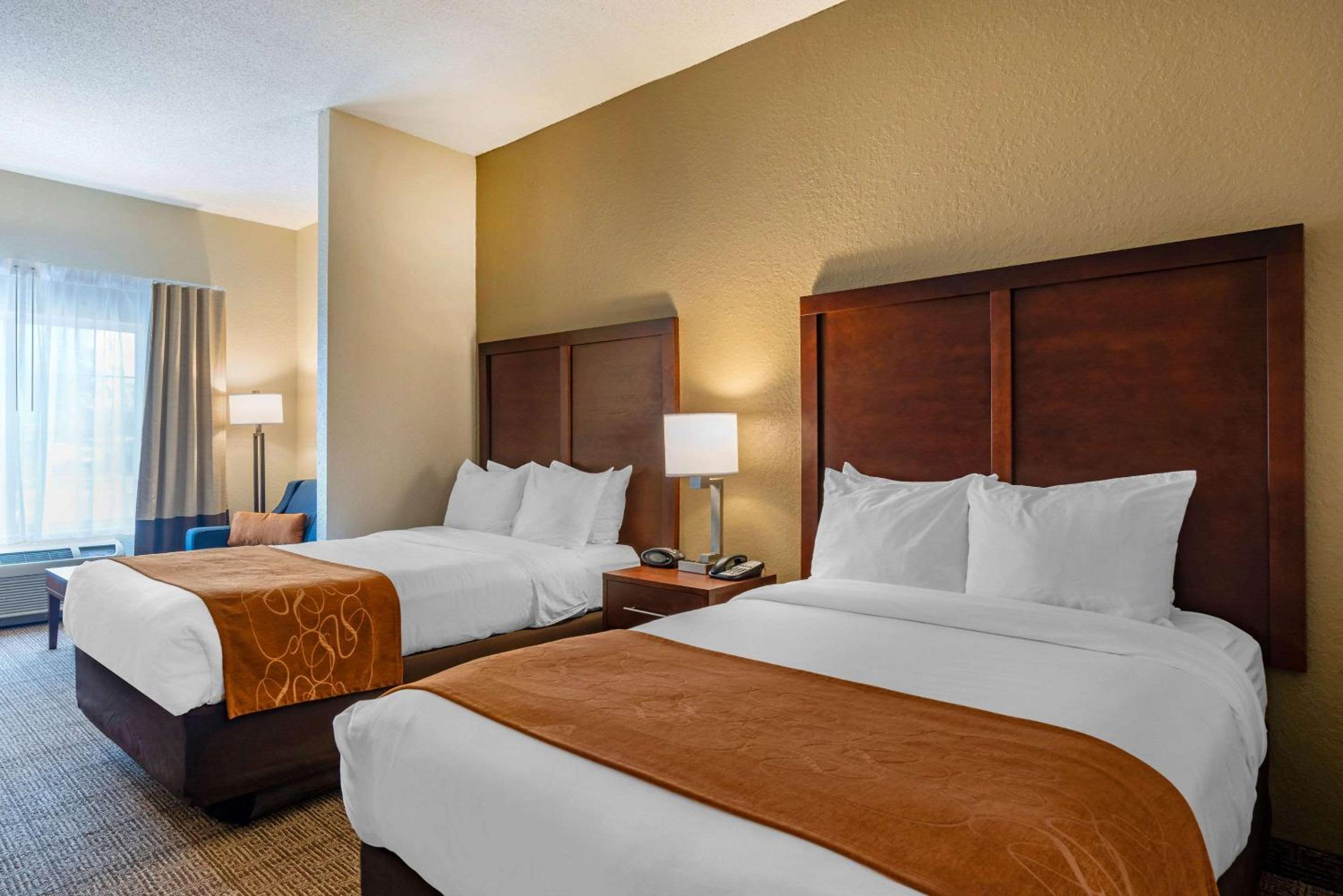 Suite with Two Double Beds - Non-Smoking