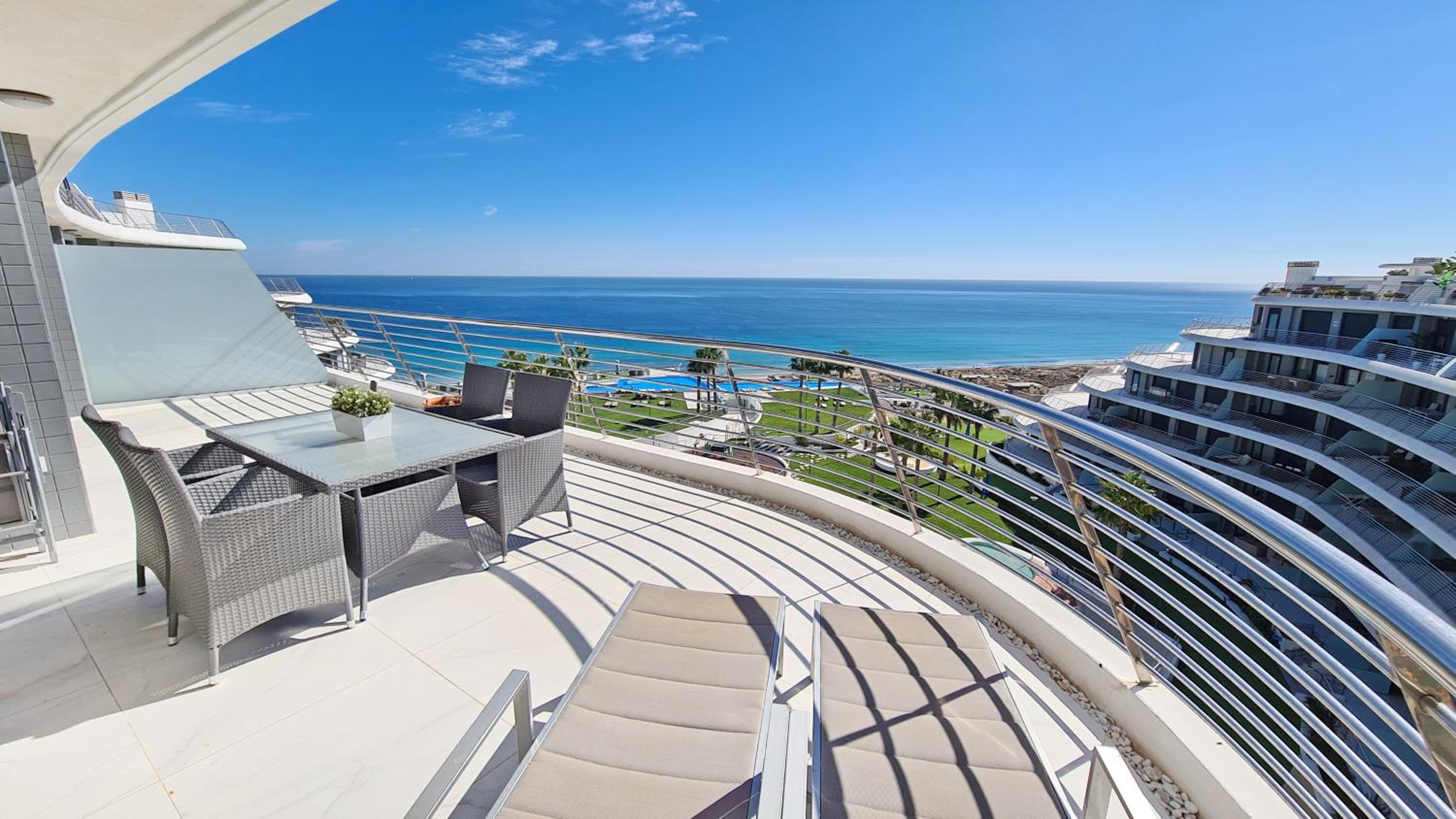 Apartment with Pool View  photo 2