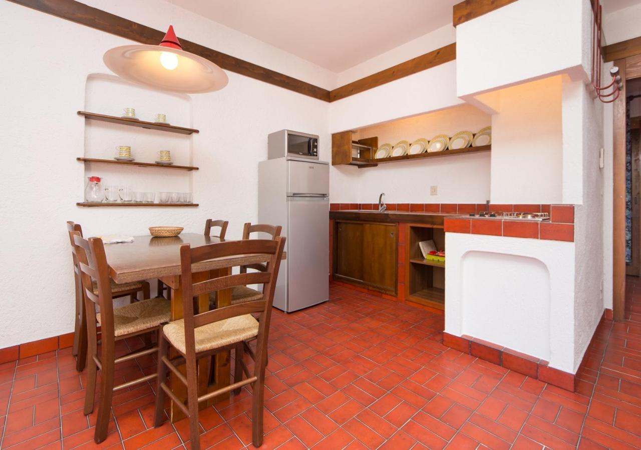 Economy One-Bedroom Apartment with Balcony - Photo 4
