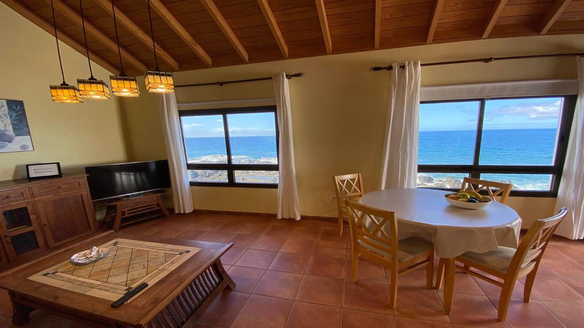One-Bedroom House photo 2