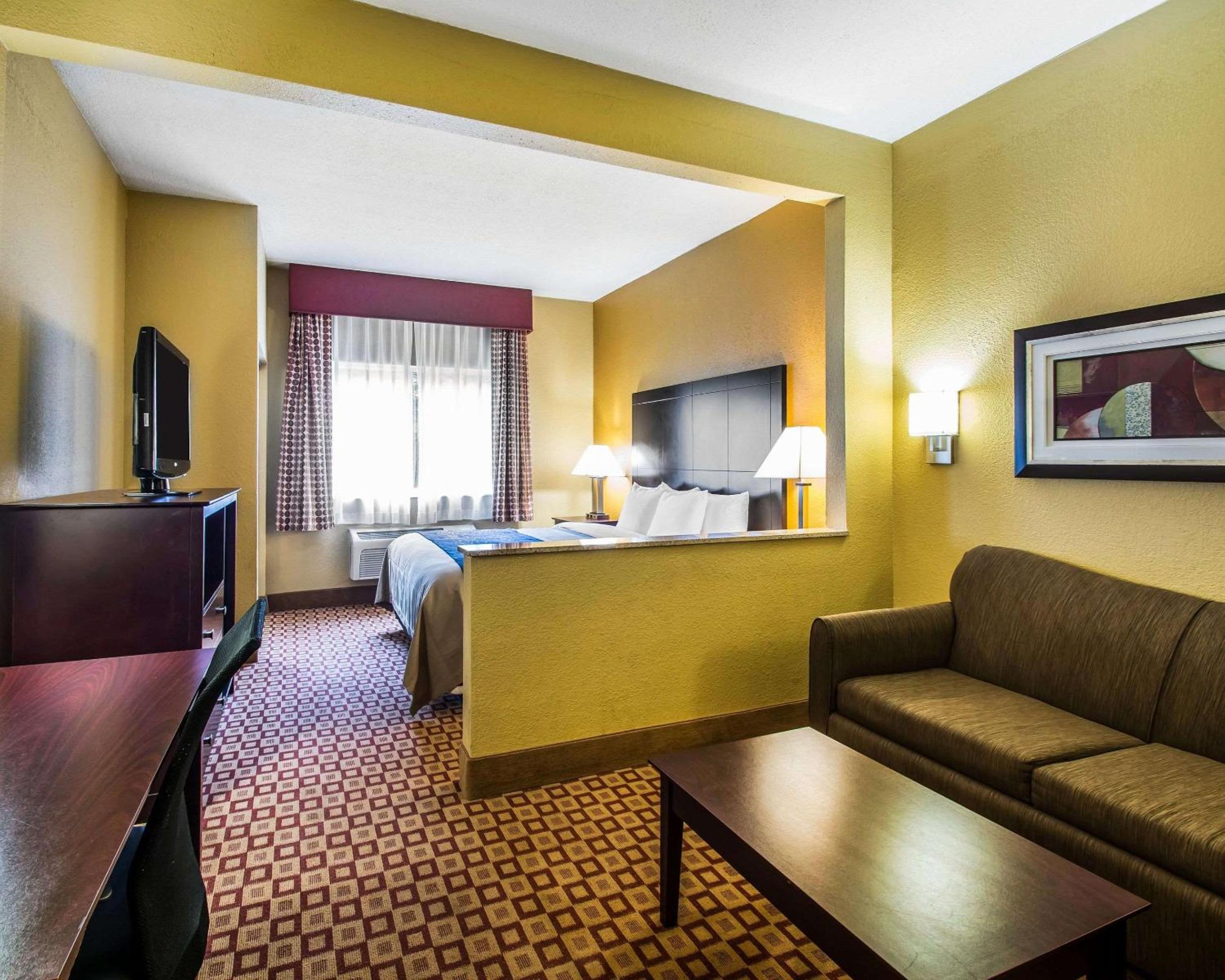 King Suite - Photo 4
