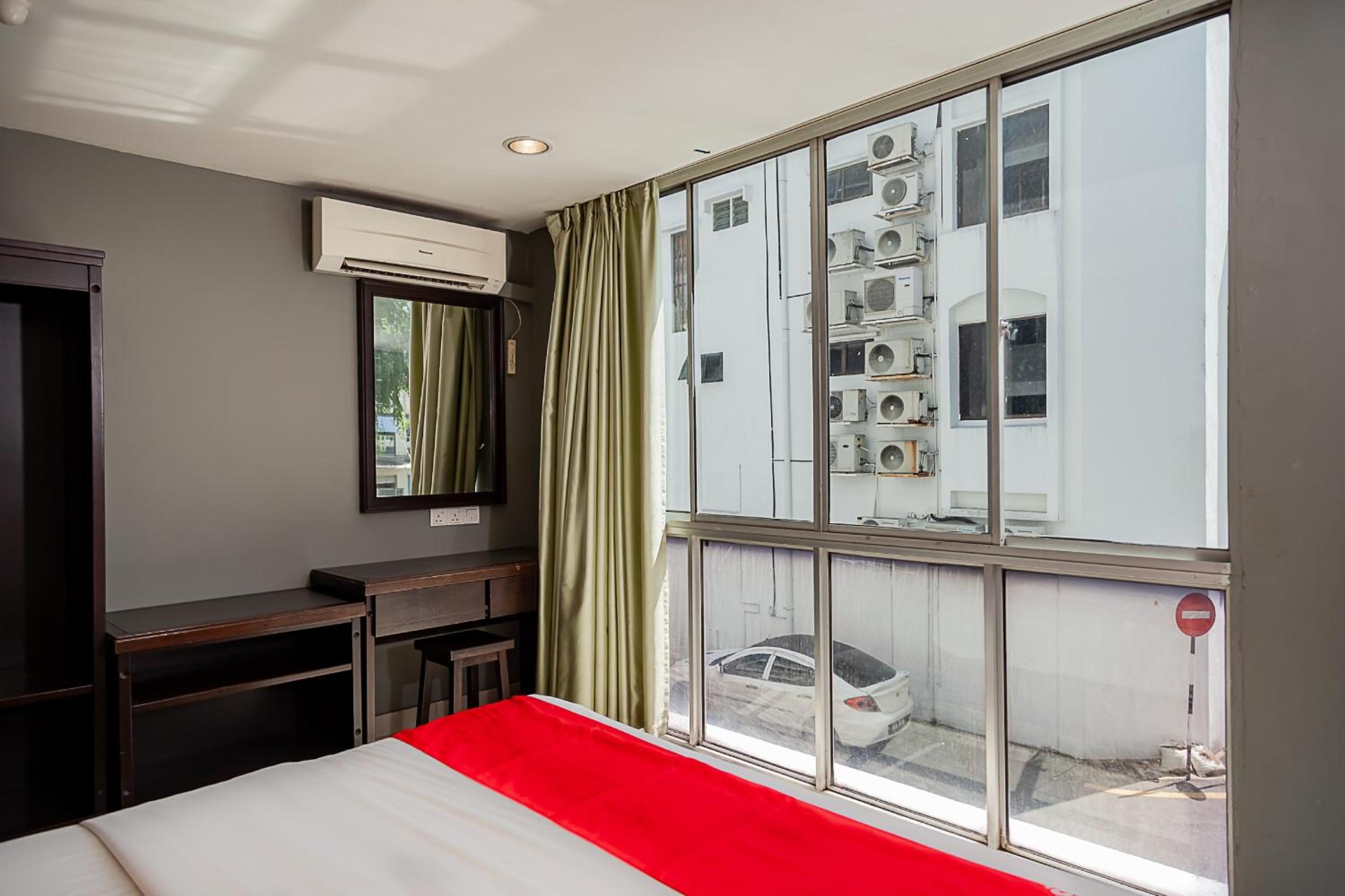 Superior Suite - Photo 5