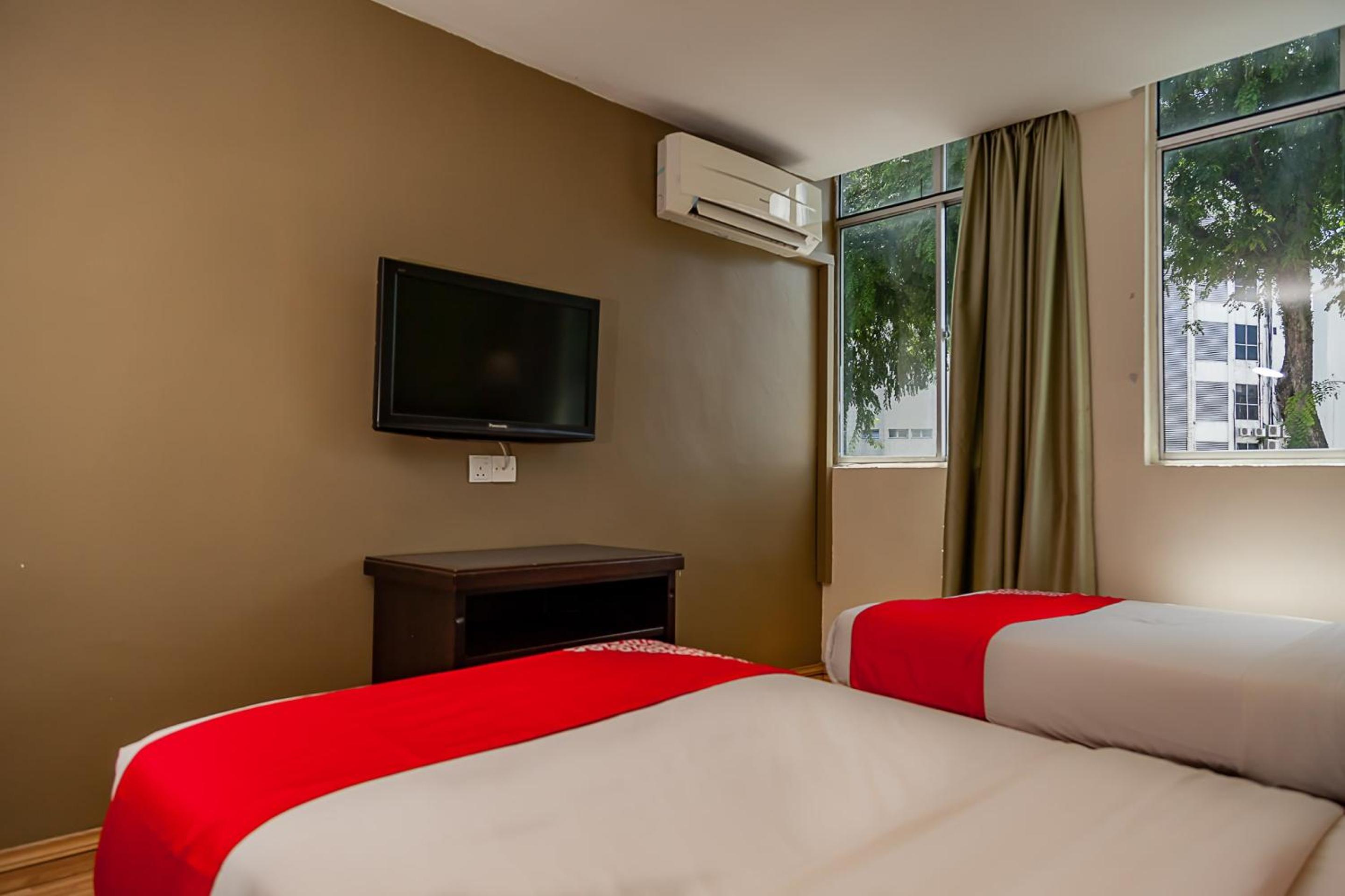 Deluxe Twin Room - Photo 3