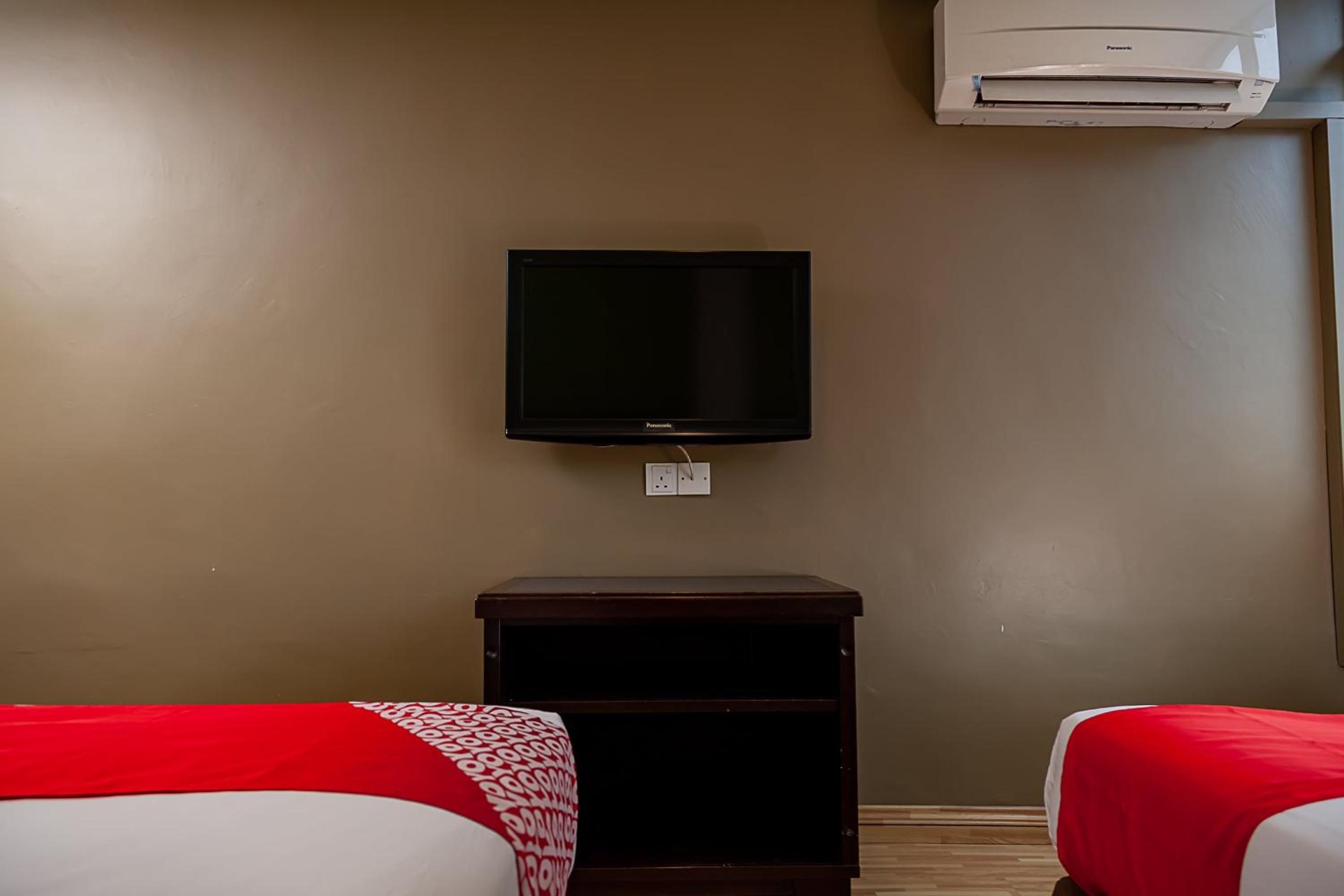 Deluxe Twin Room - Photo 5