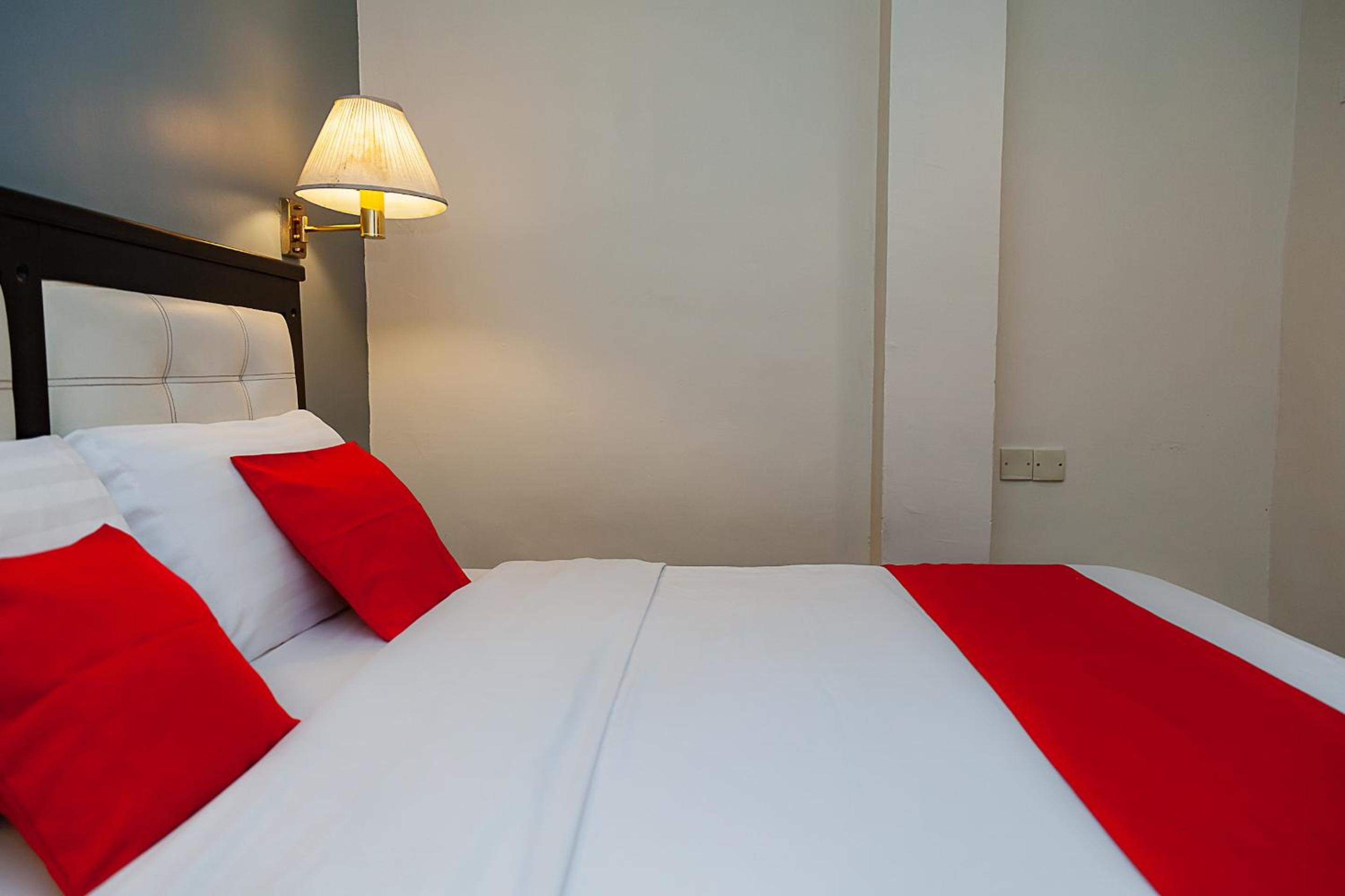 Deluxe Double Room - Photo 4