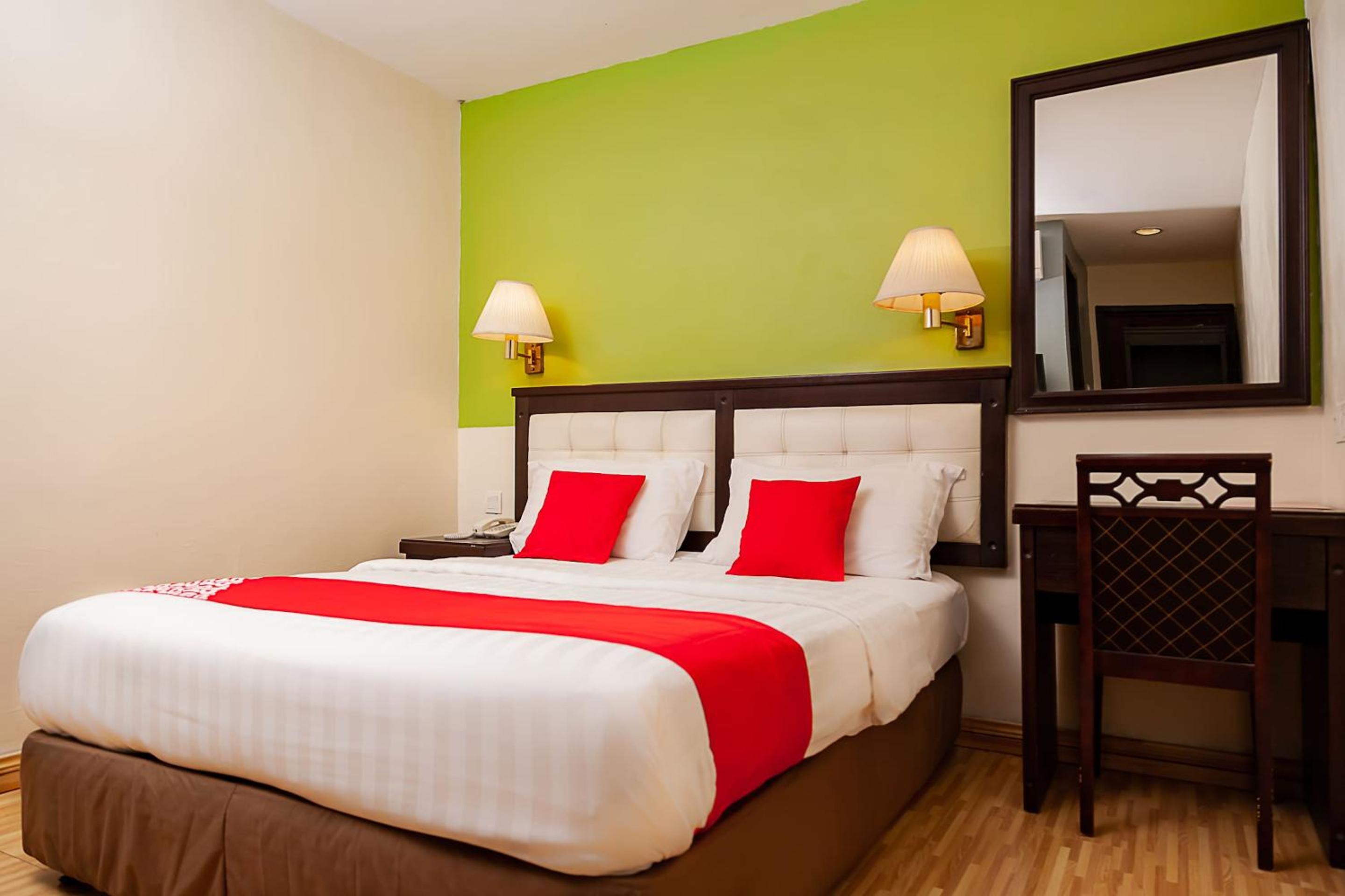 Standard Double Room - Photo 5
