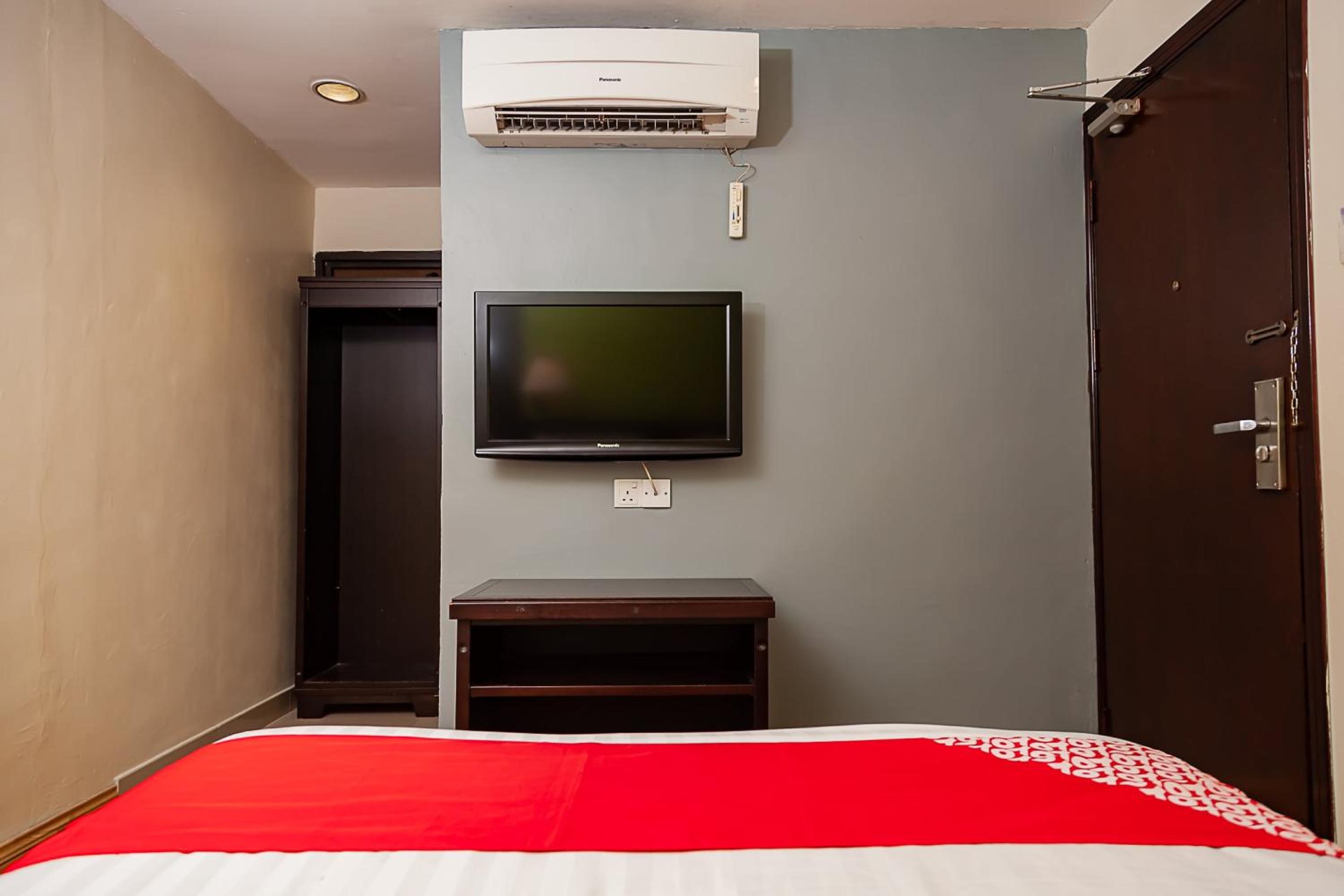 Standard Double Room - Photo 6