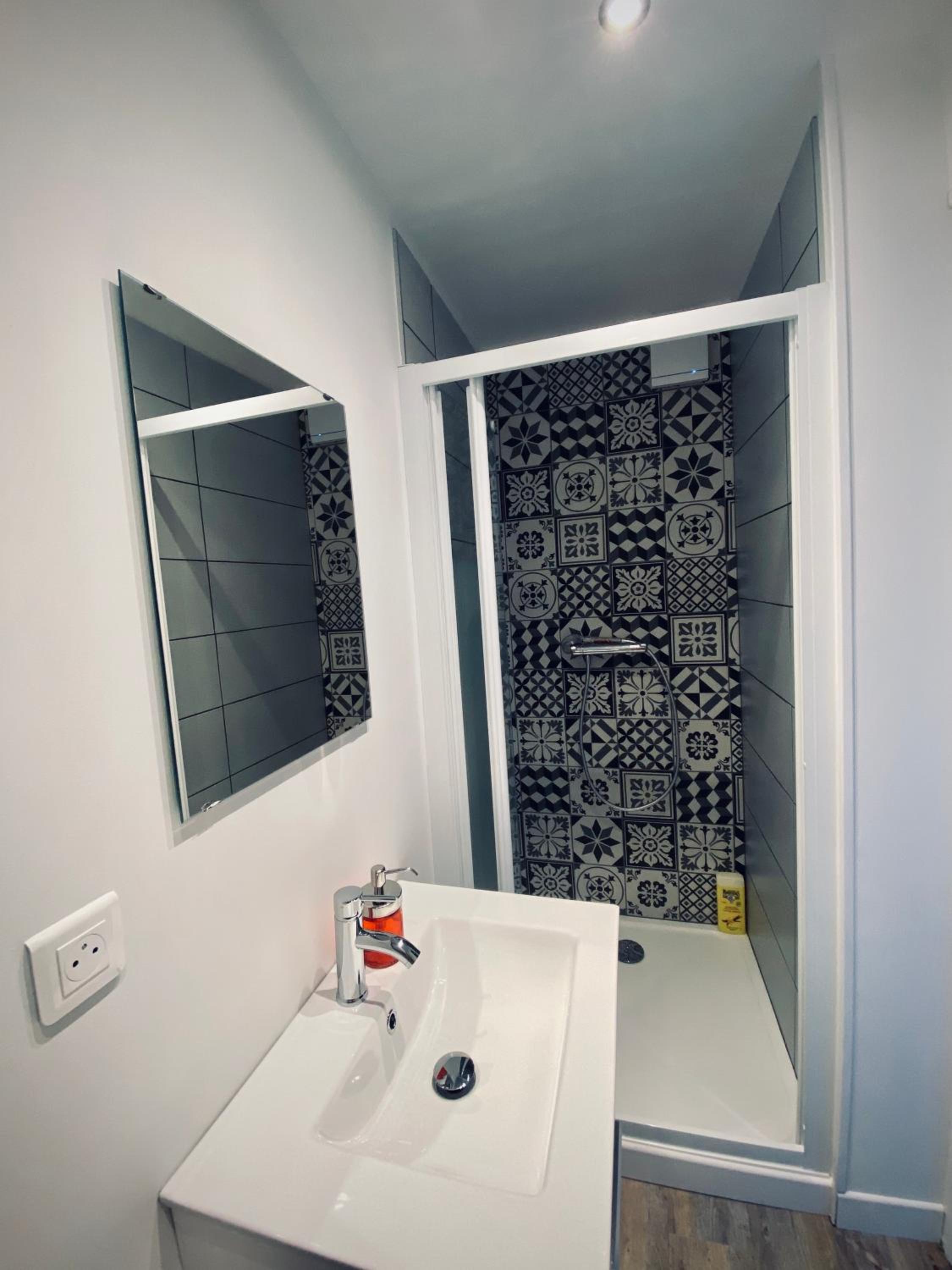 Apartment - Ground Floor - Photo 5