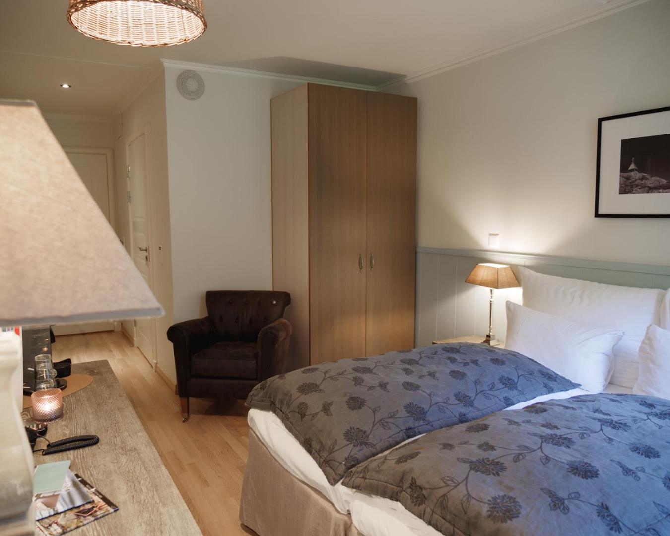 Standard Double Room photo 2