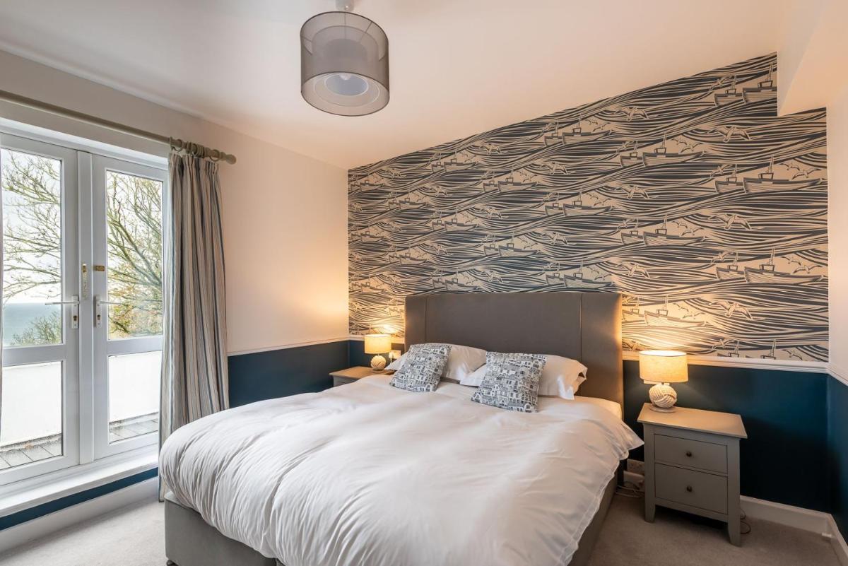 Two-Bedroom Suite with Sea View photo 2