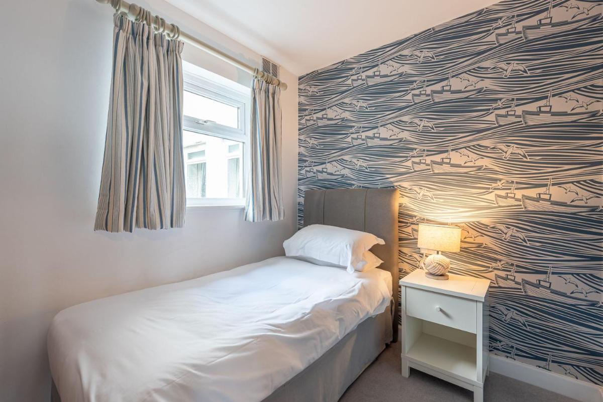 Two-Bedroom Suite with Sea View photo 3