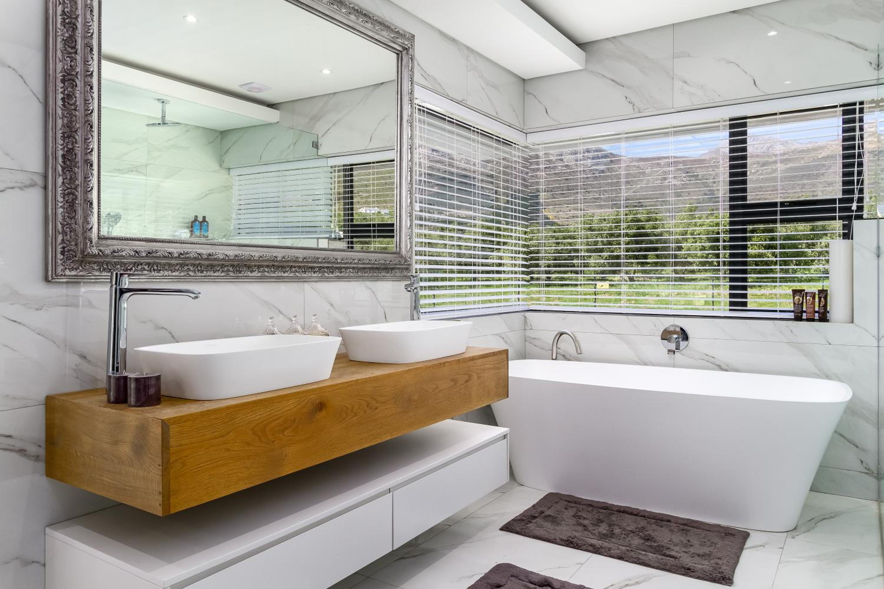 Three-Bedroom Villa - Photo 31